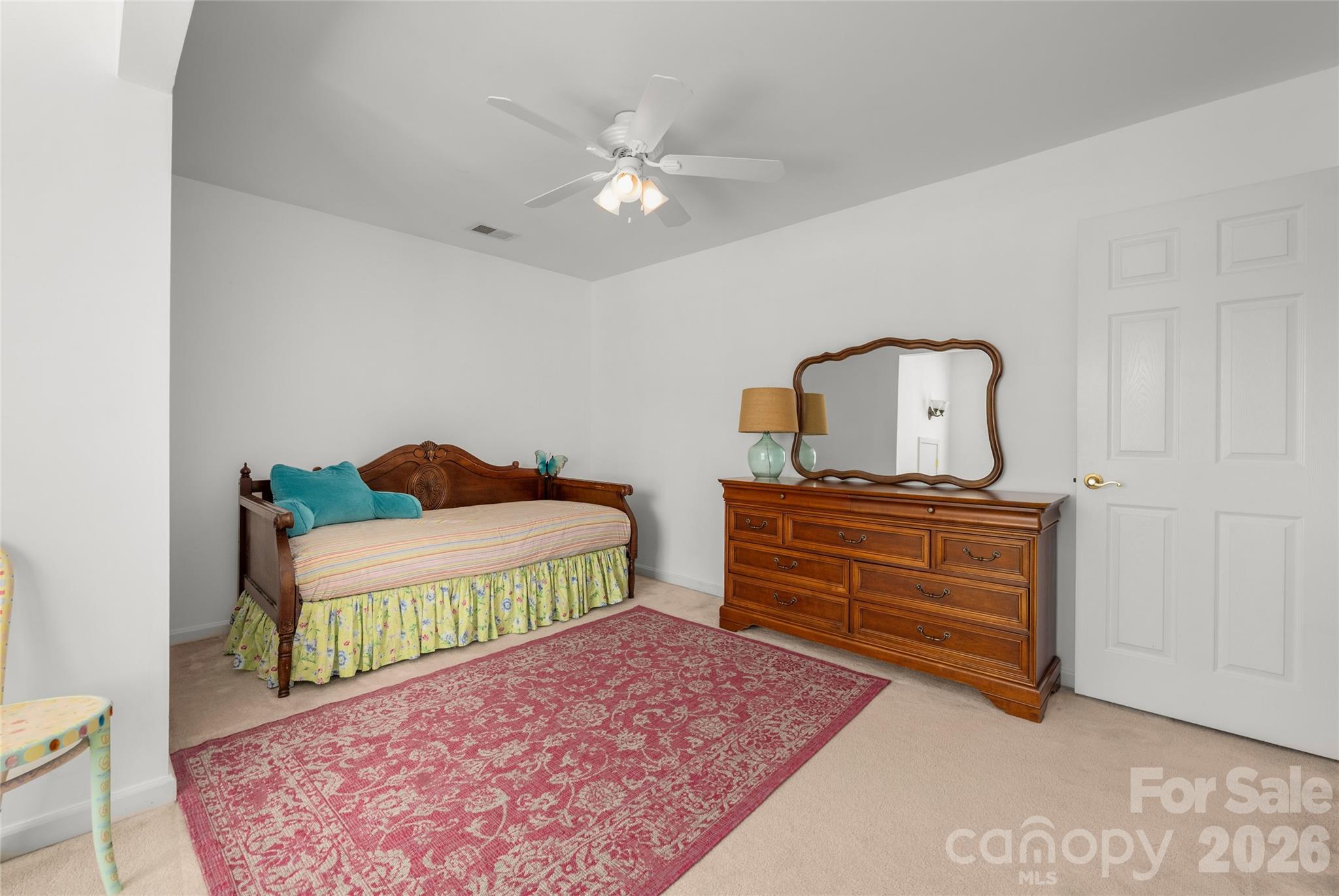 211 Alnwick Lane Property Photo 35