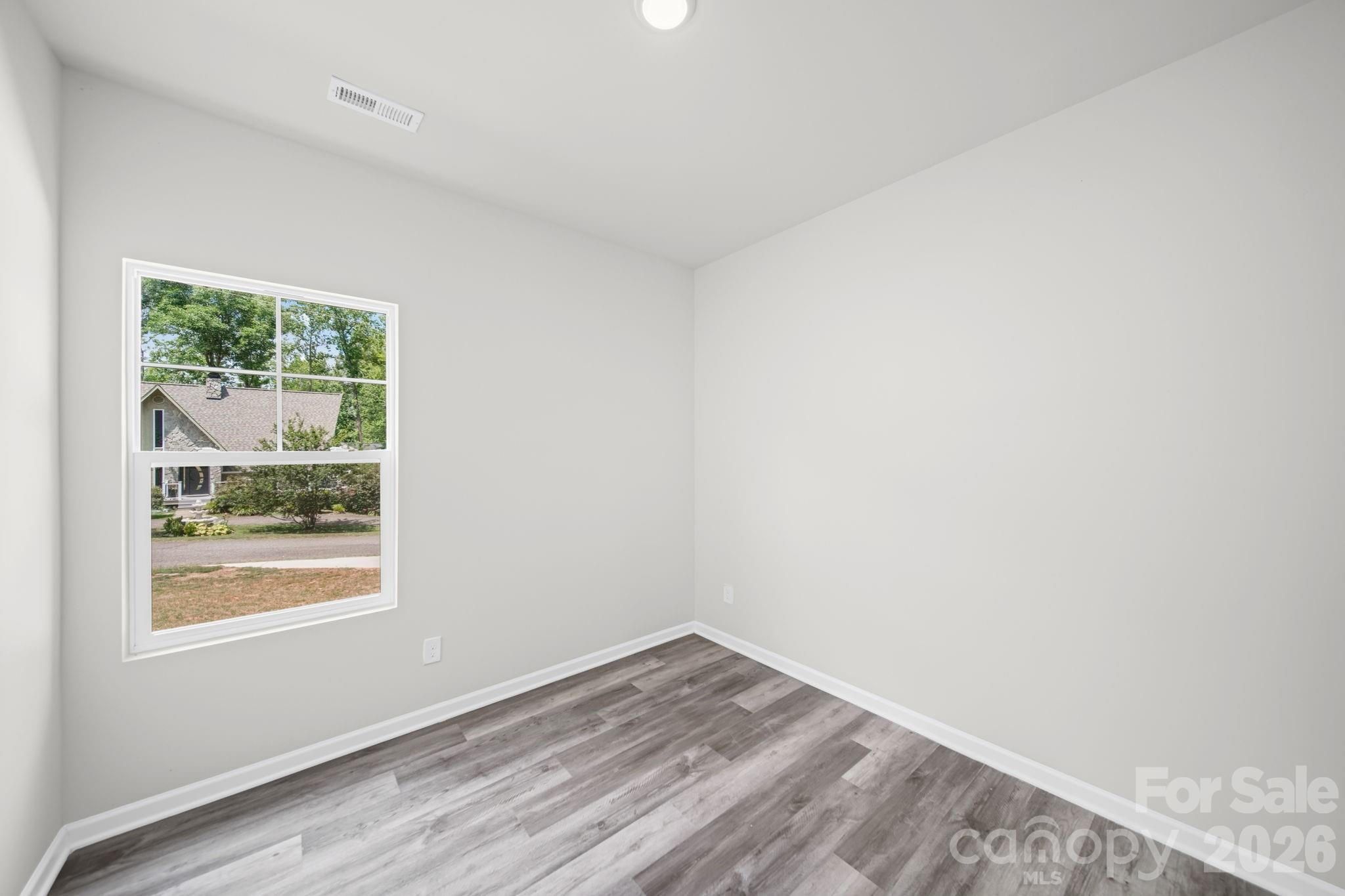 115 Shady Cove Road Property Photo 6