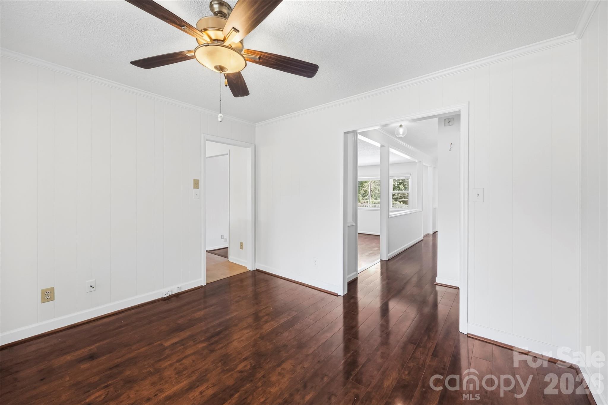 3447 Lake Shore Road Property Photo 14