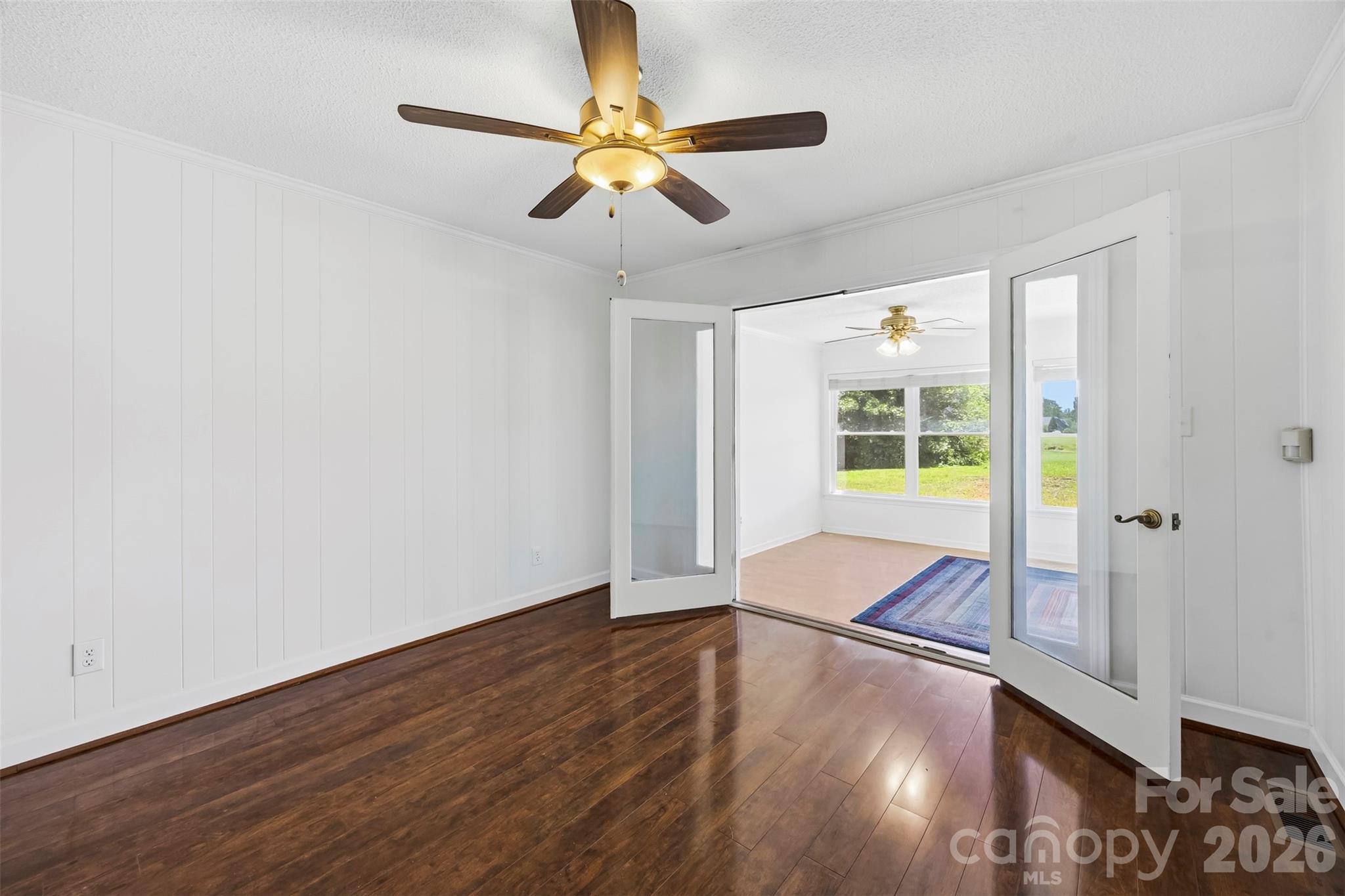 3447 Lake Shore Road Property Photo 15