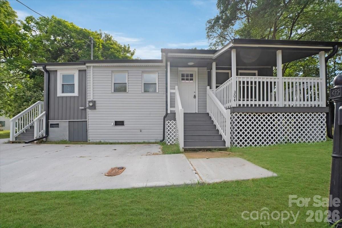 304 S Derby Avenue Property Photo 31