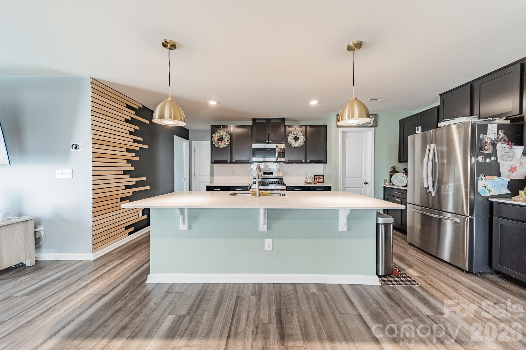 2612 New Summer Court Property Photo 13