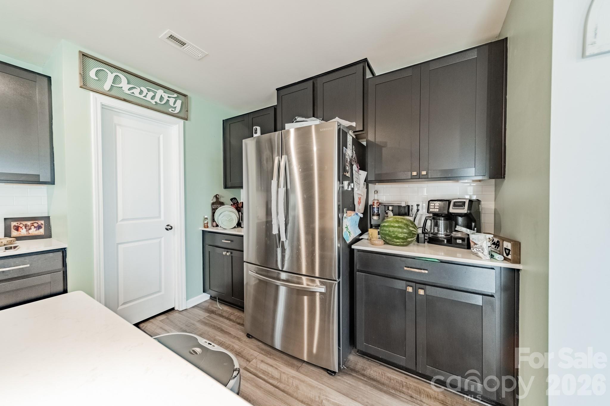 2612 New Summer Court Property Photo 14