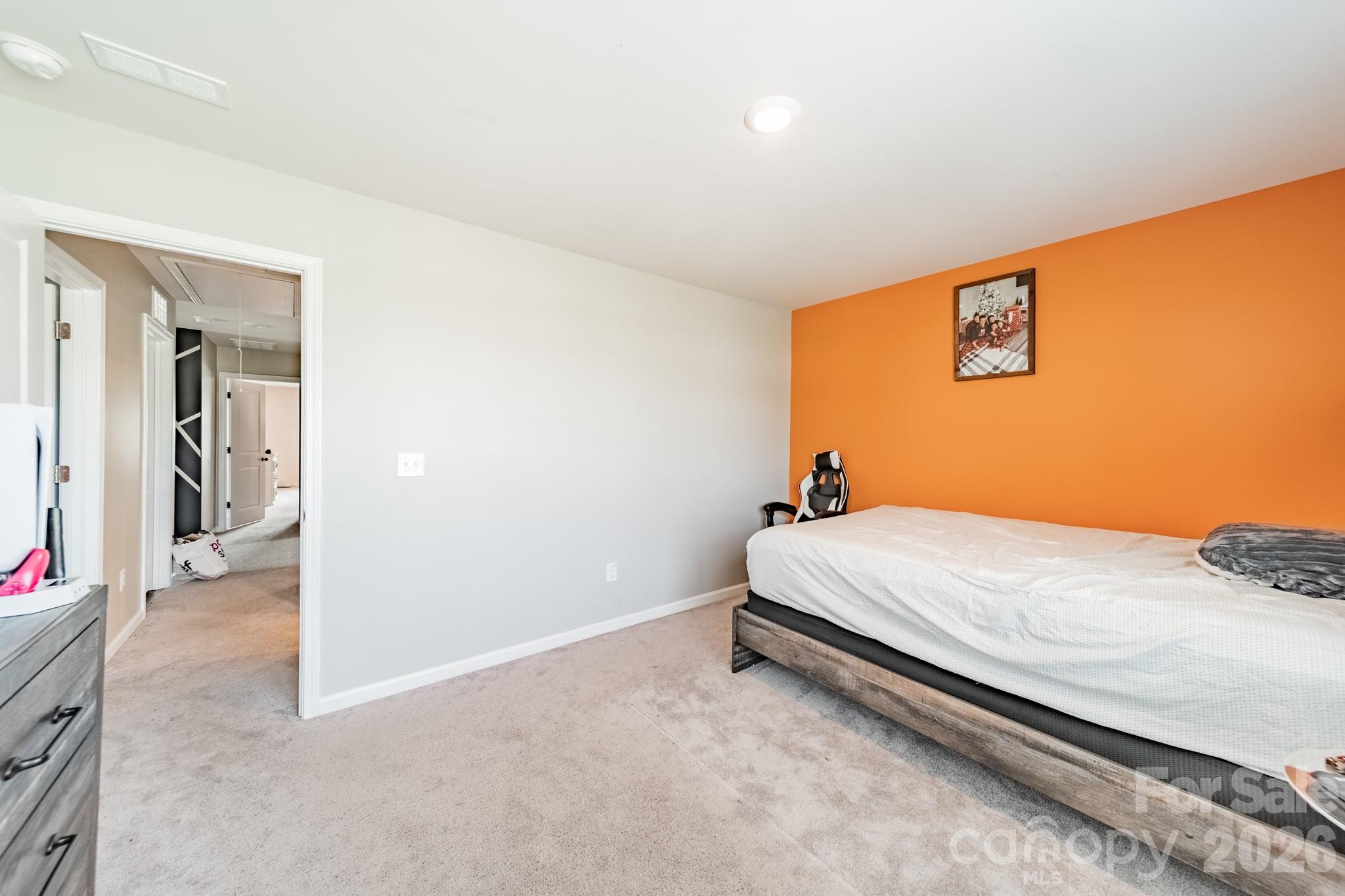 2612 New Summer Court Property Photo 29