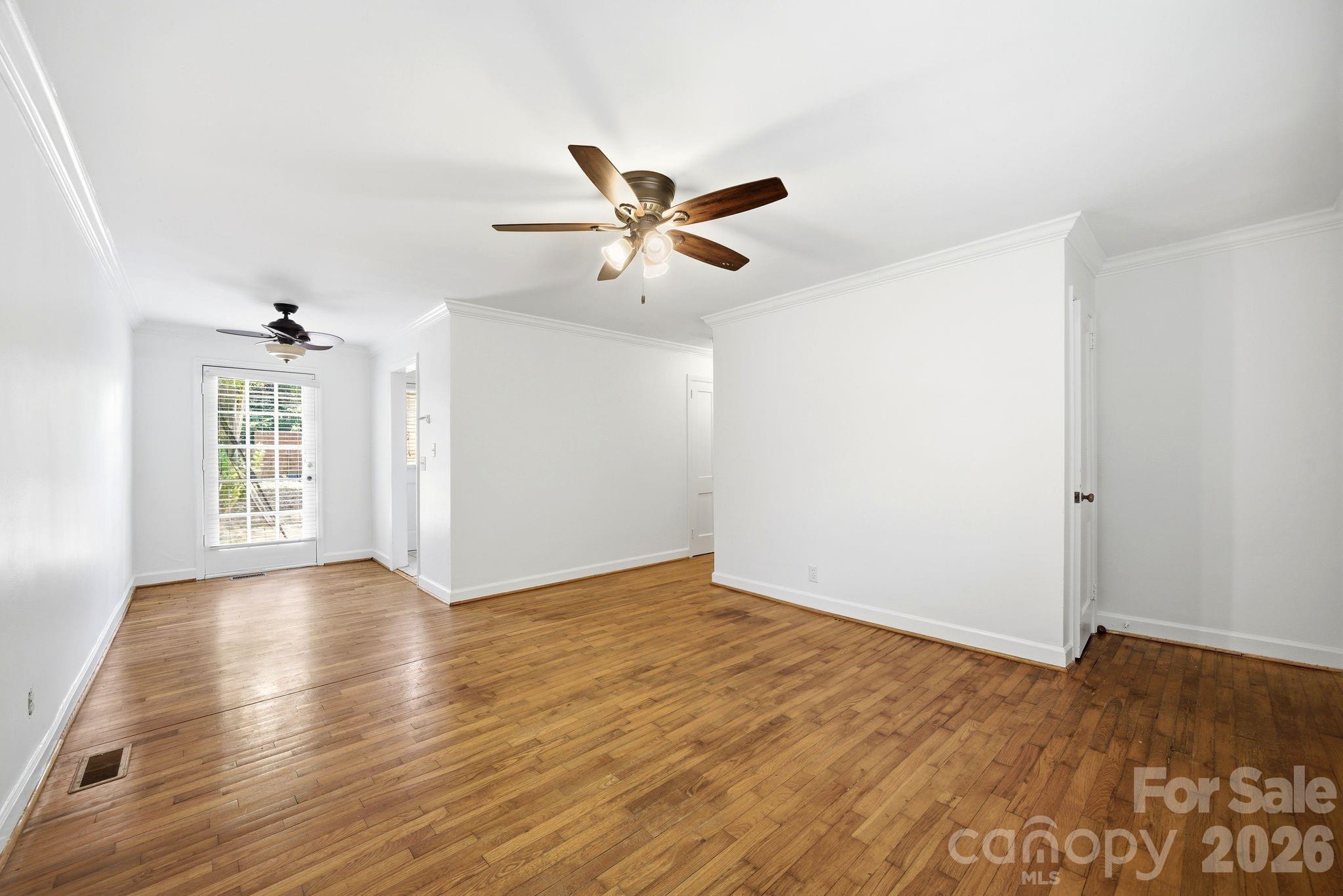 1833 Jameston Drive Property Photo 2