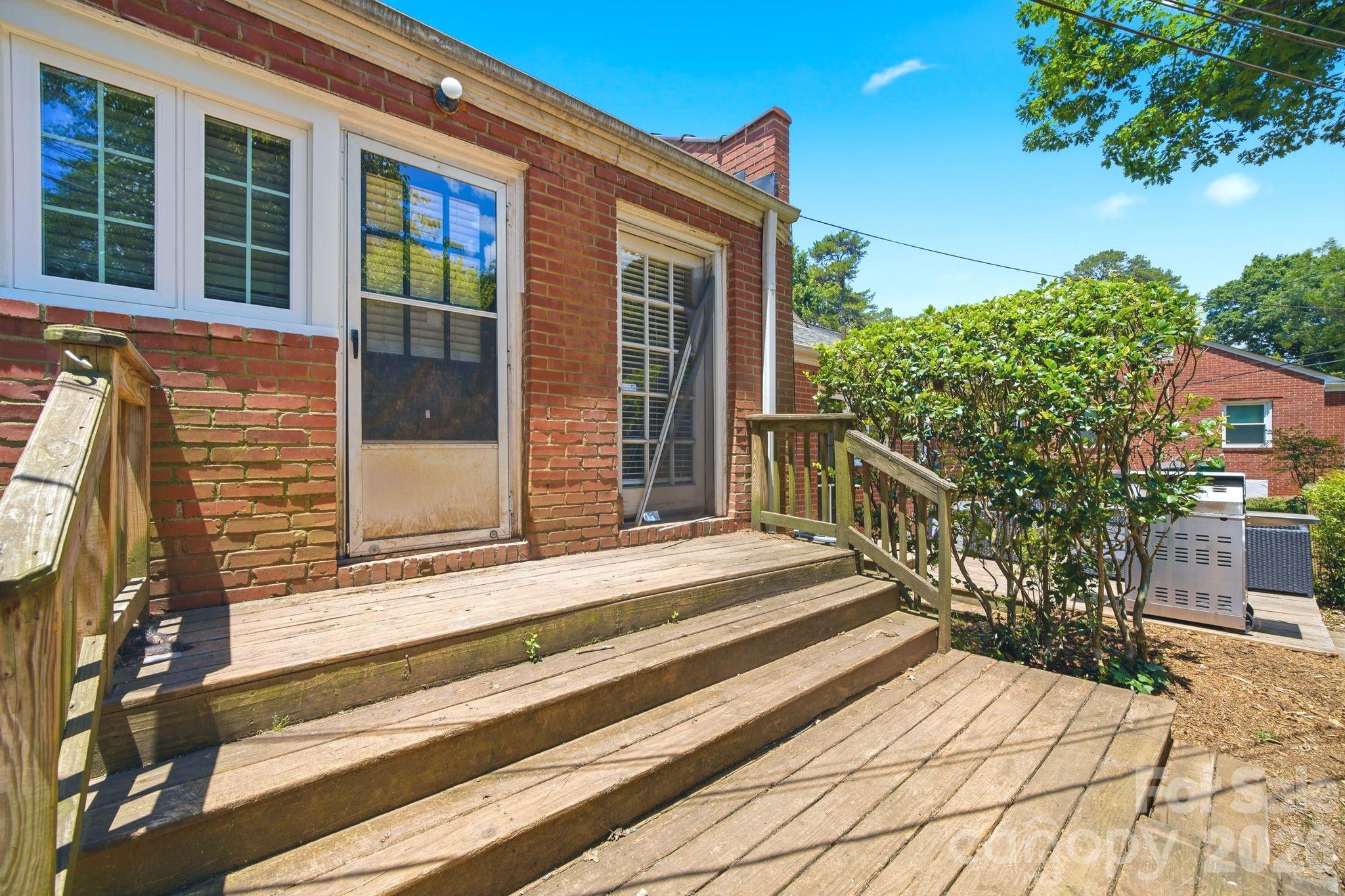 1833 Jameston Drive Property Photo 23
