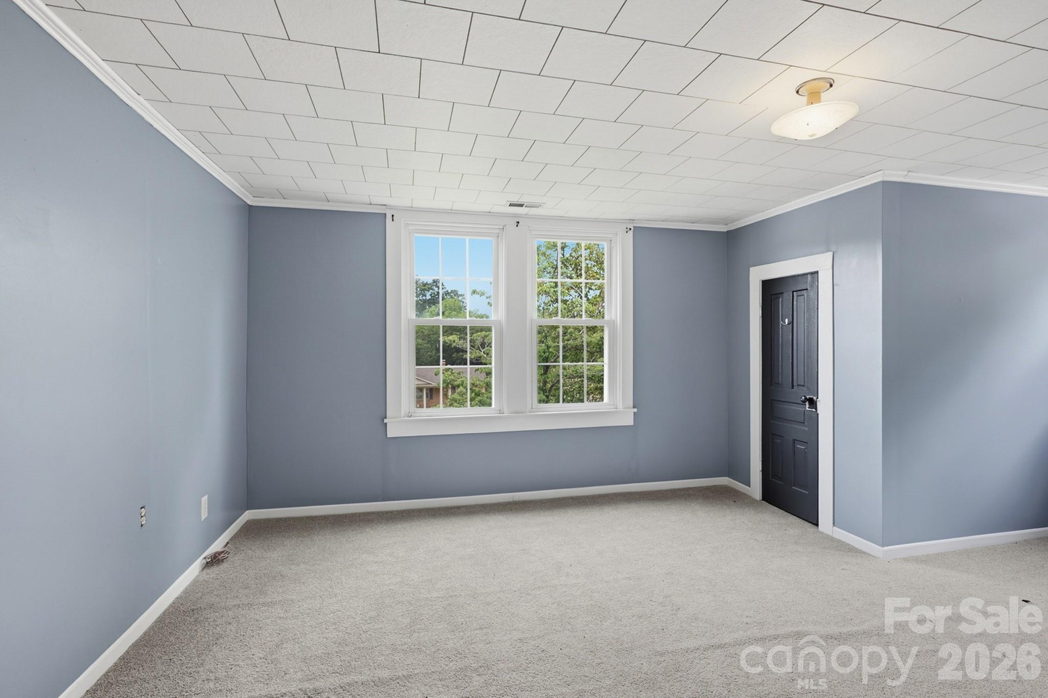 315 W Blakeney Street Property Photo 17