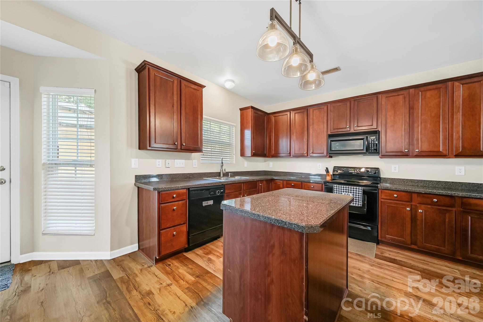 1721 Canebrook Glen Property Photo 15