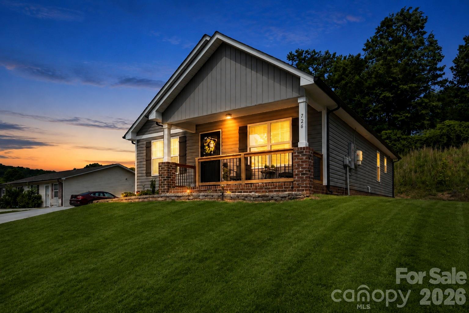 726 Parker Street Property Photo 1