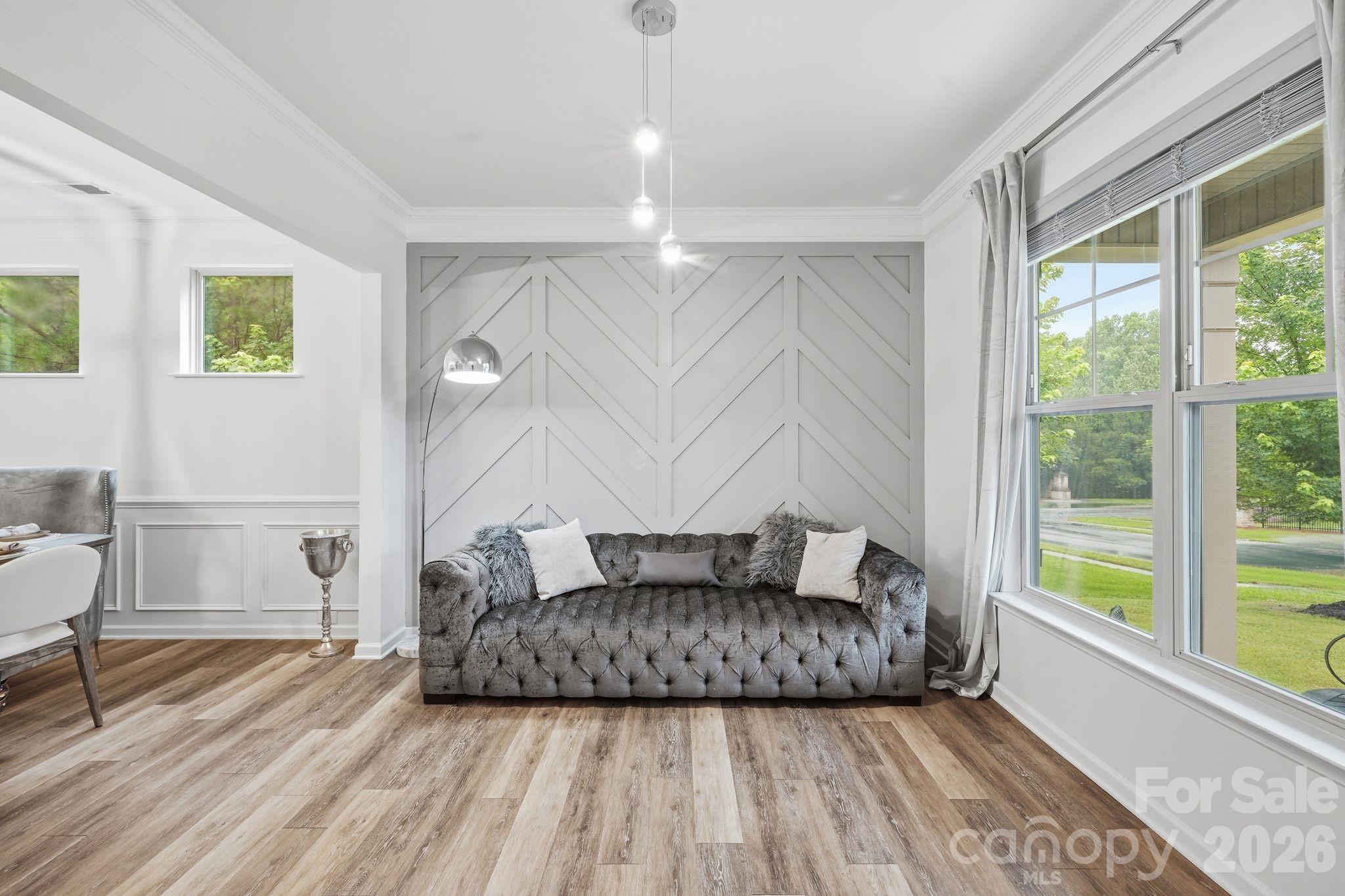 4870 Summerside Drive Property Photo 8