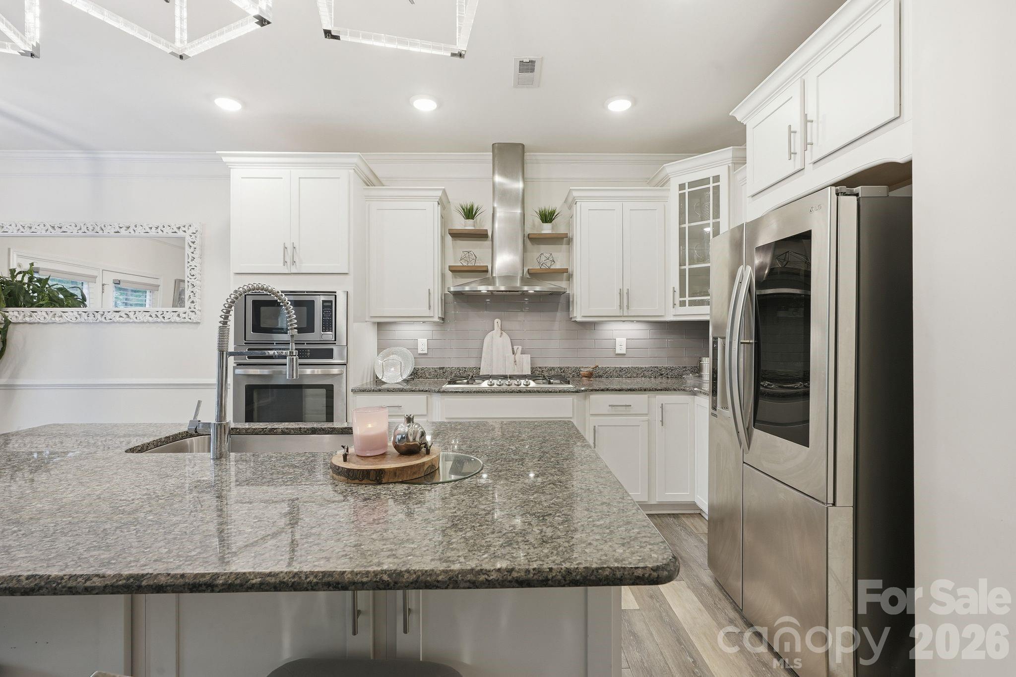 4870 Summerside Drive Property Photo 10
