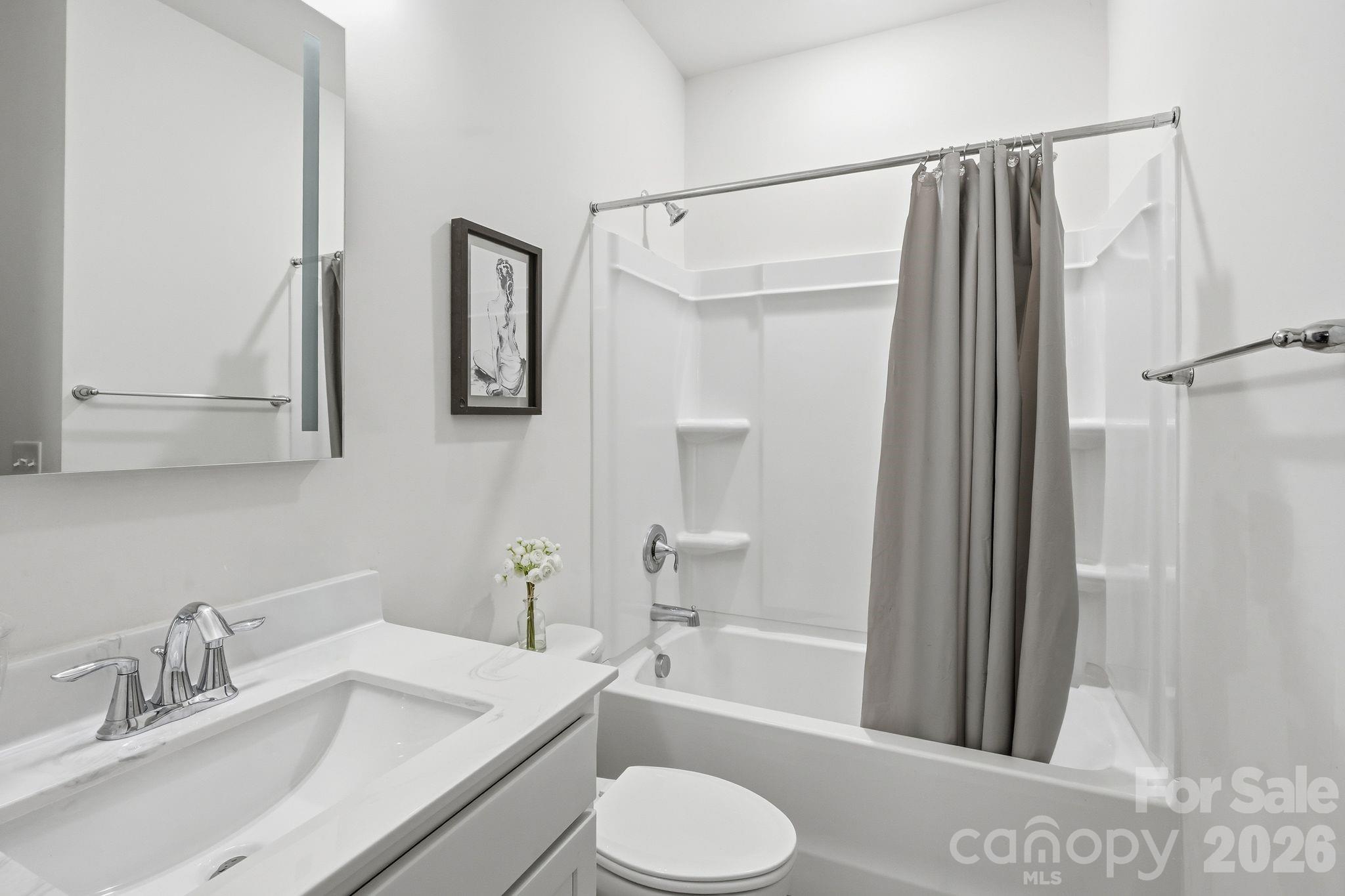 4870 Summerside Drive Property Photo 16