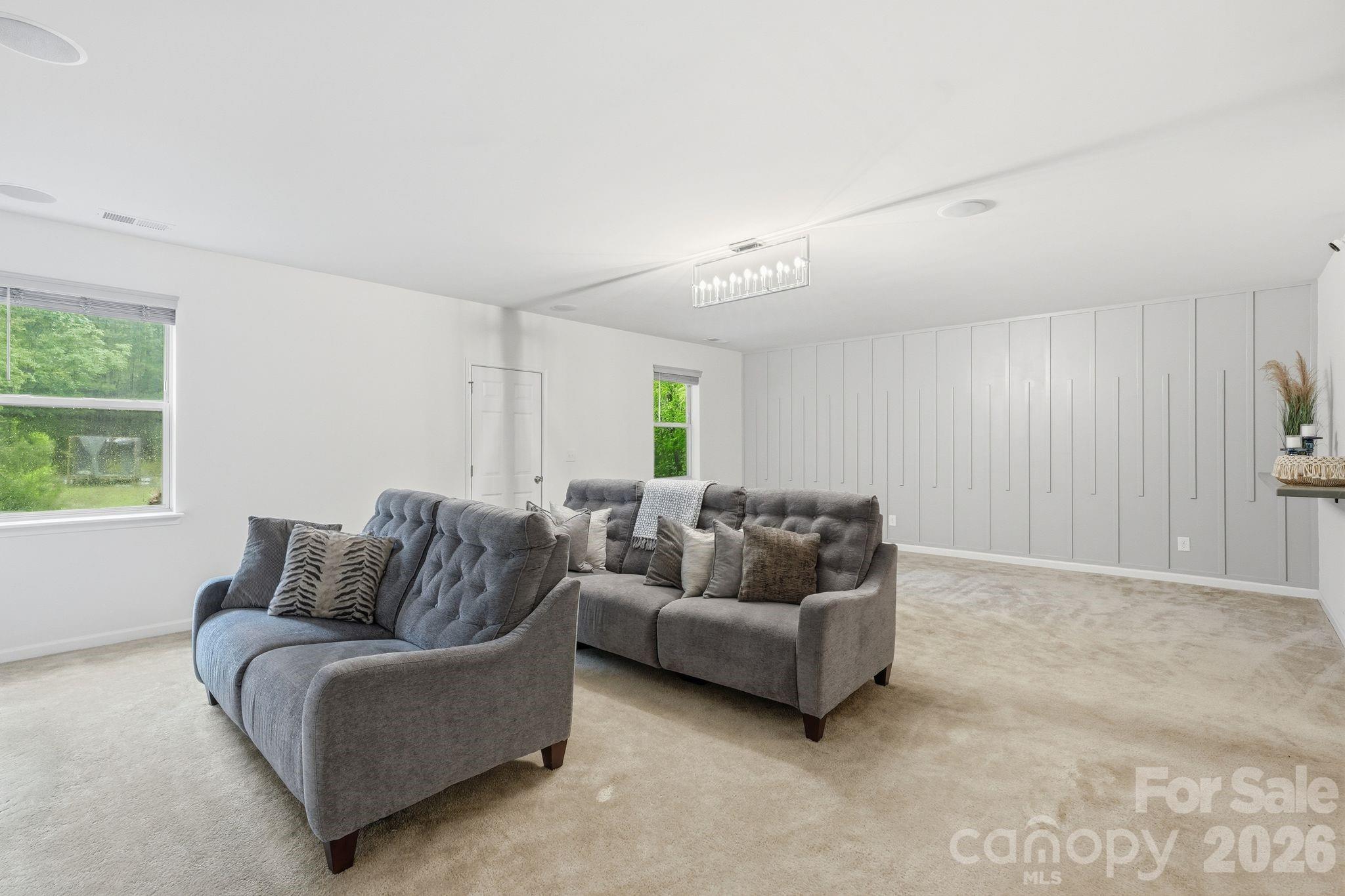 4870 Summerside Drive Property Photo 27