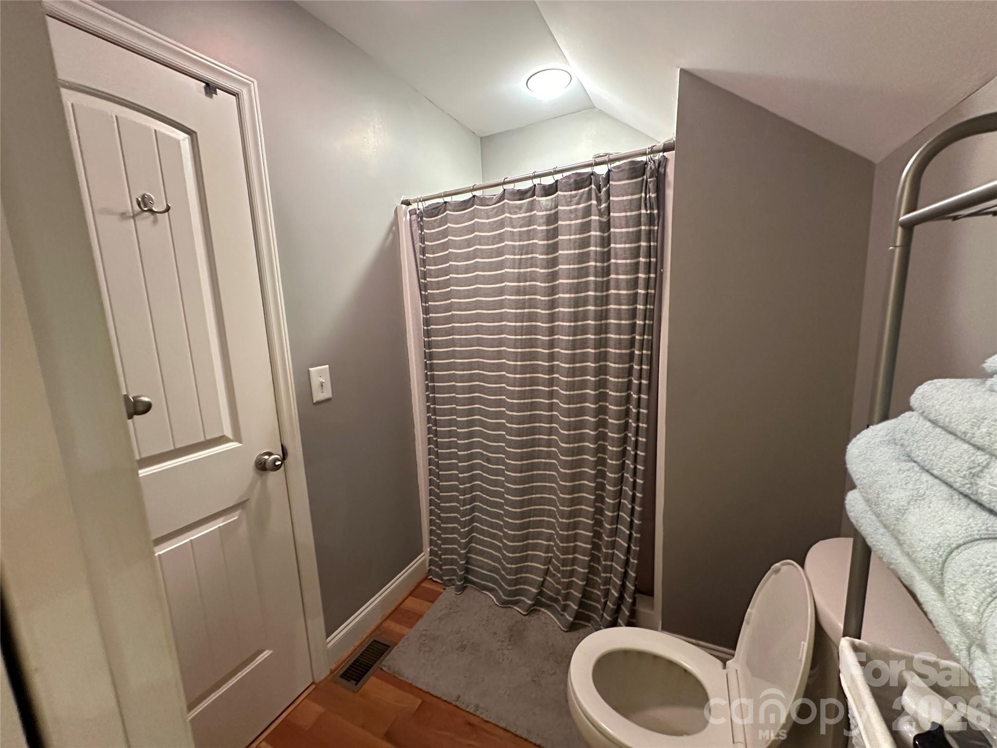 1480 Pine Mountain Drive Property Photo 12