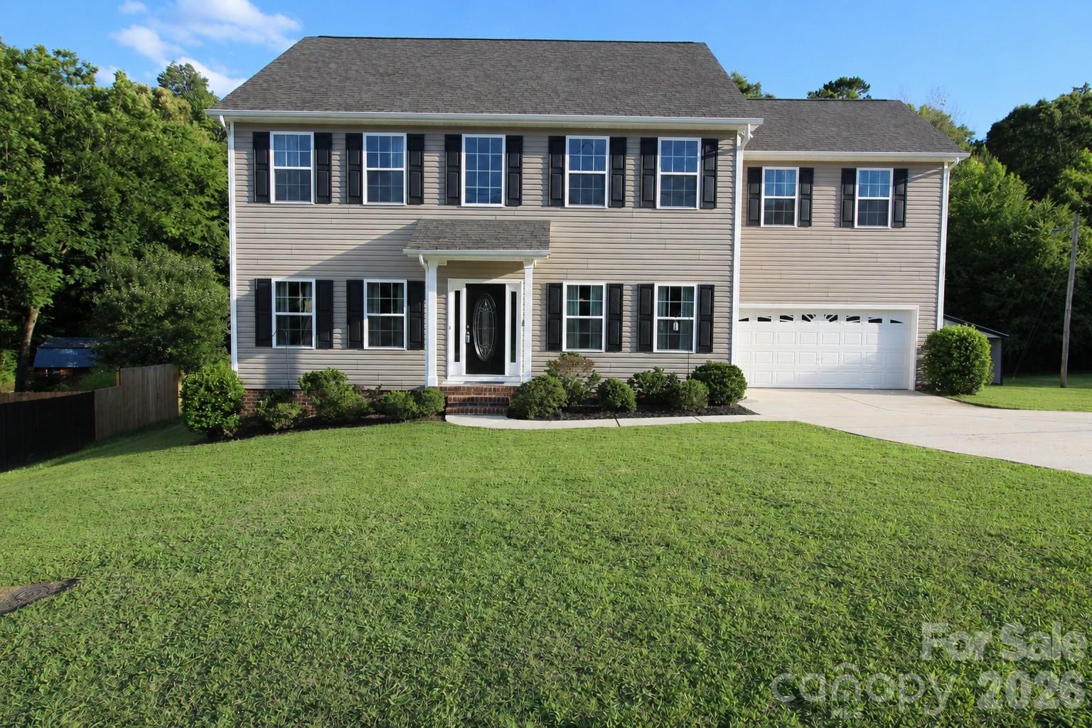 1034 Arrowhead Drive Property Photo 1