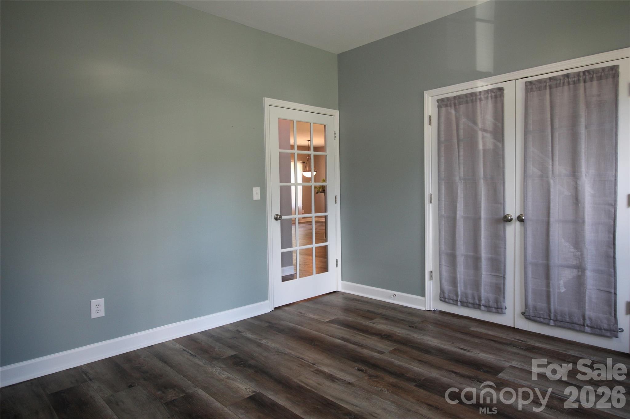 1034 Arrowhead Drive Property Photo 7
