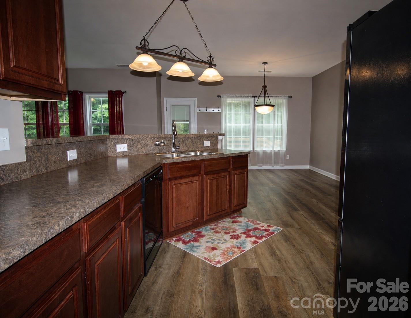 1034 Arrowhead Drive Property Photo 16