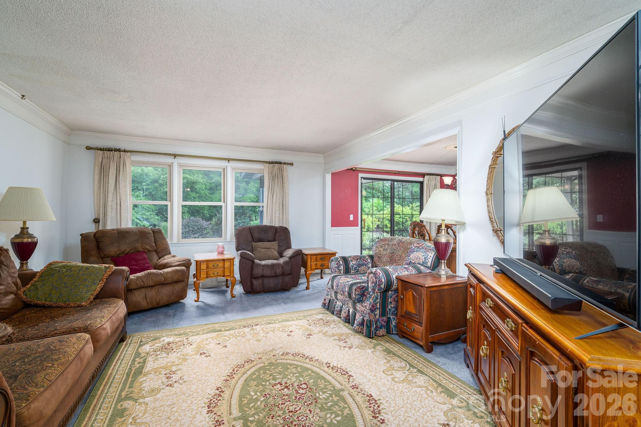 209 Hillsboro Road Property Photo 22