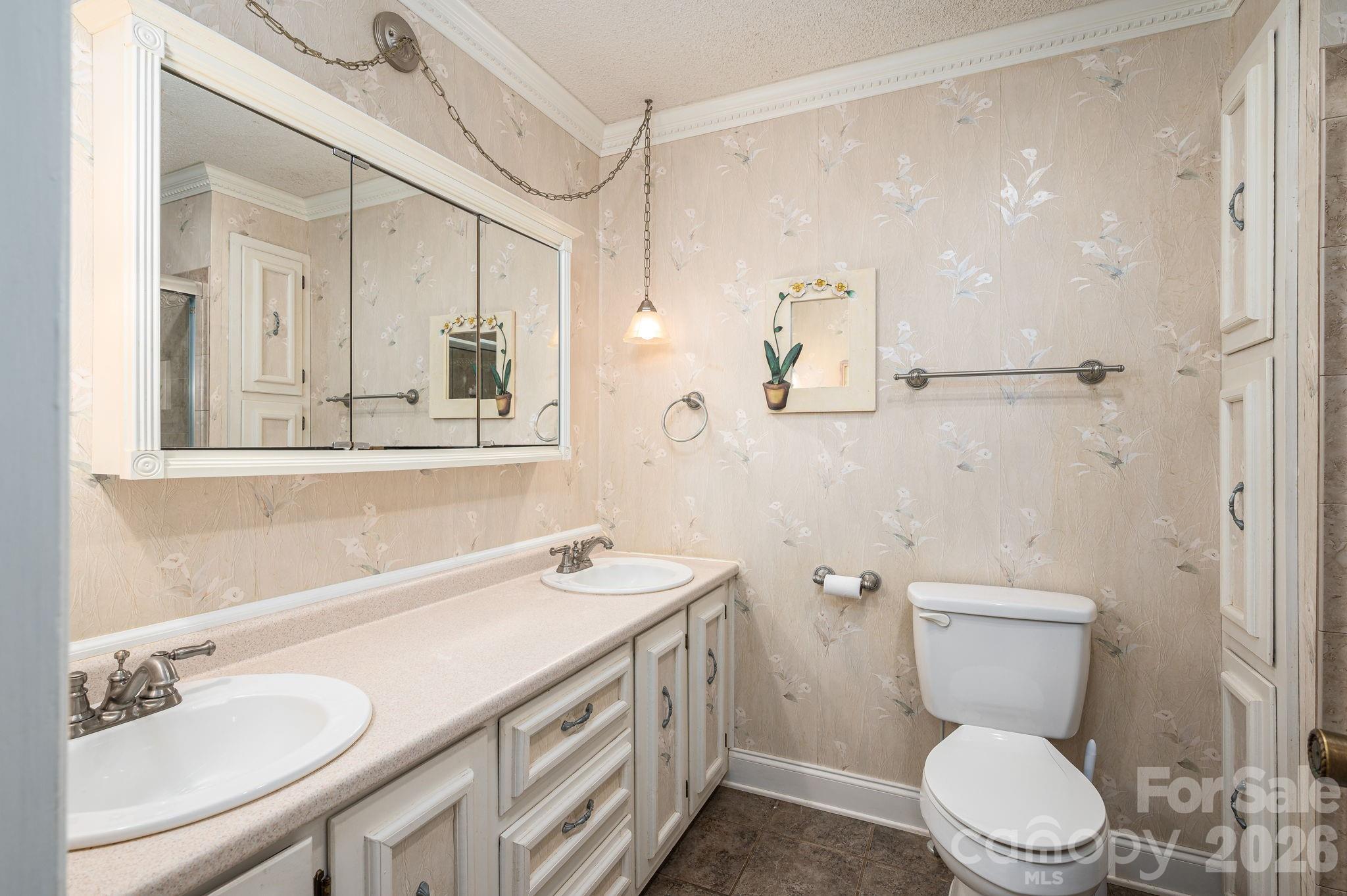209 Hillsboro Road Property Photo 31