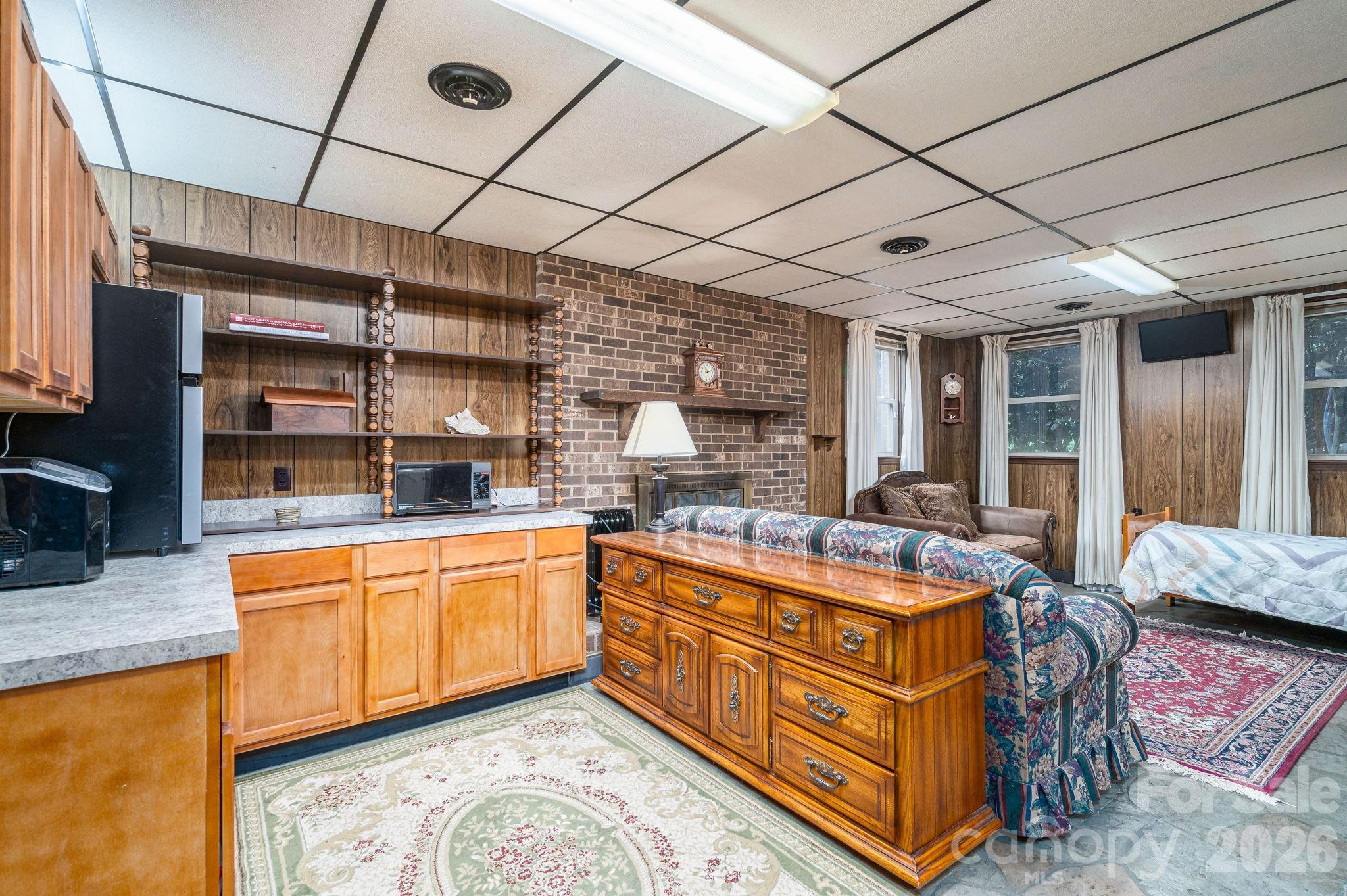 209 Hillsboro Road Property Photo 34