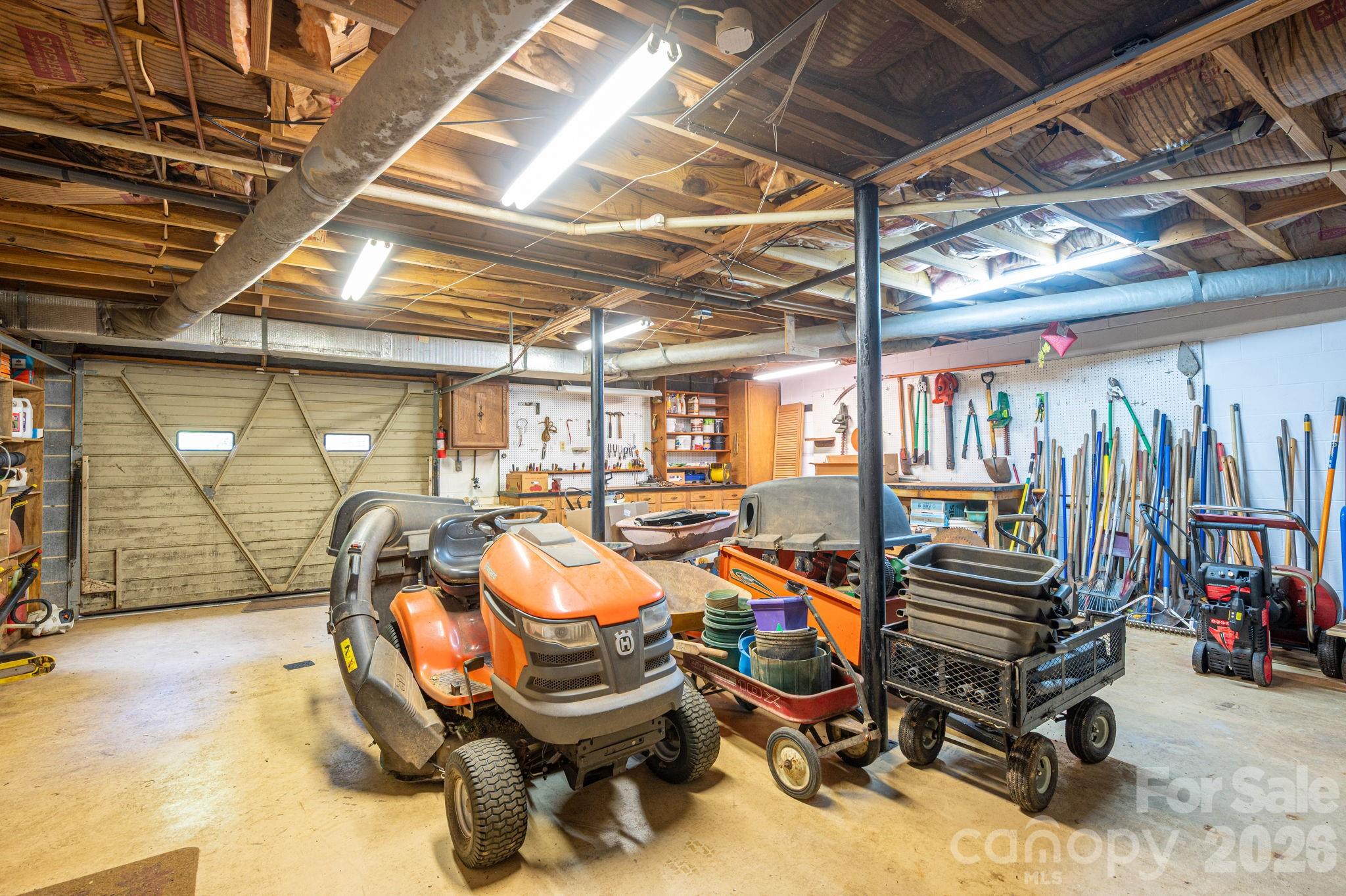 209 Hillsboro Road Property Photo 42
