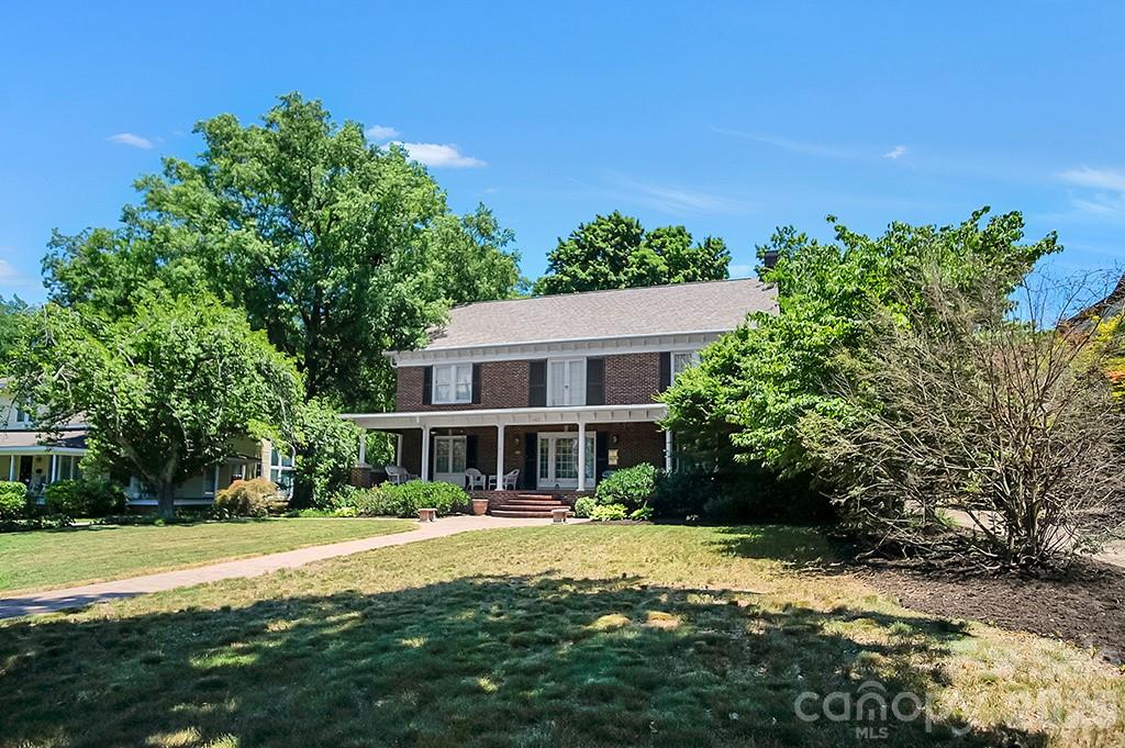 601 S Washington Street Property Photo 8