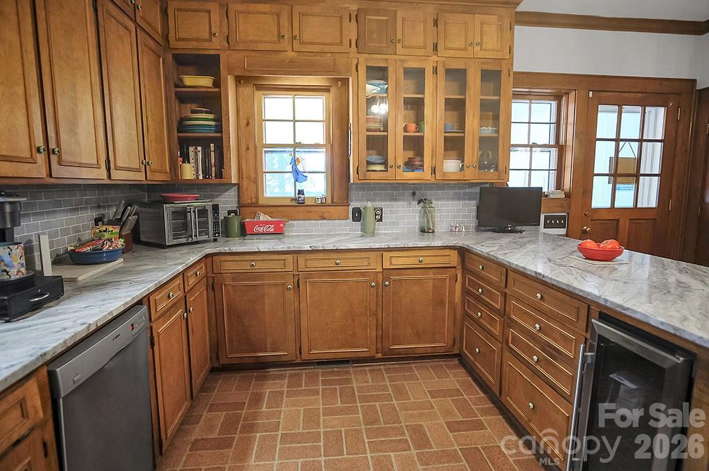 601 S Washington Street Property Photo 23