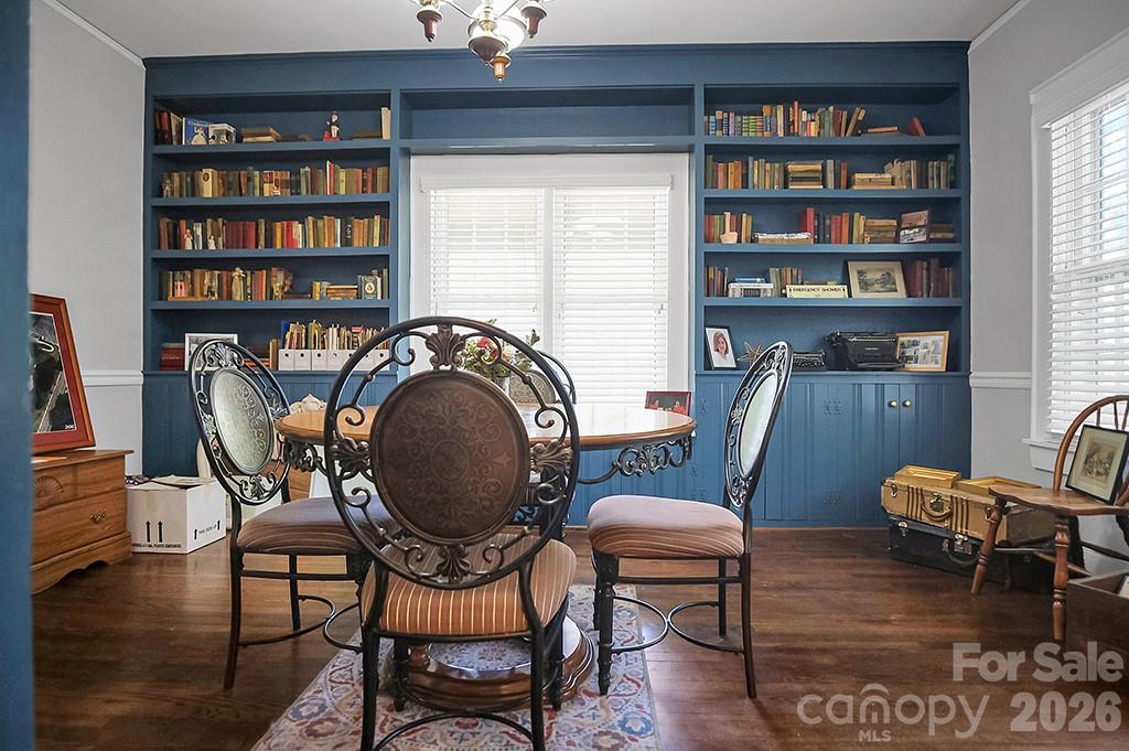 601 S Washington Street Property Photo 29