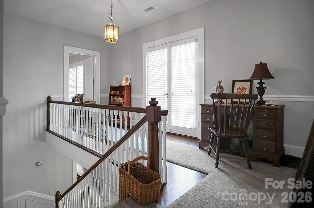 601 S Washington Street Property Photo 33