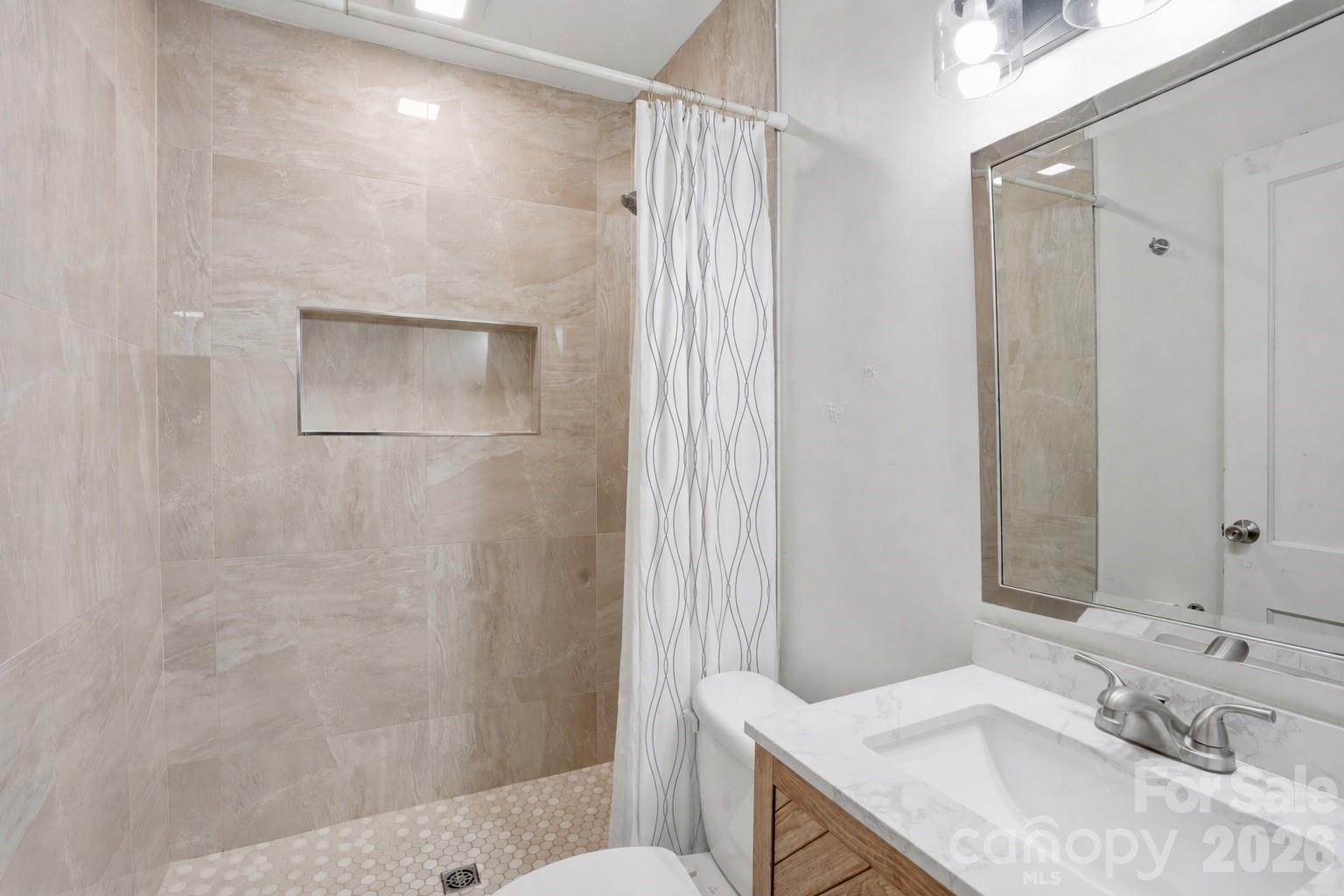 1411/1413 W 4th Street Property Photo 10