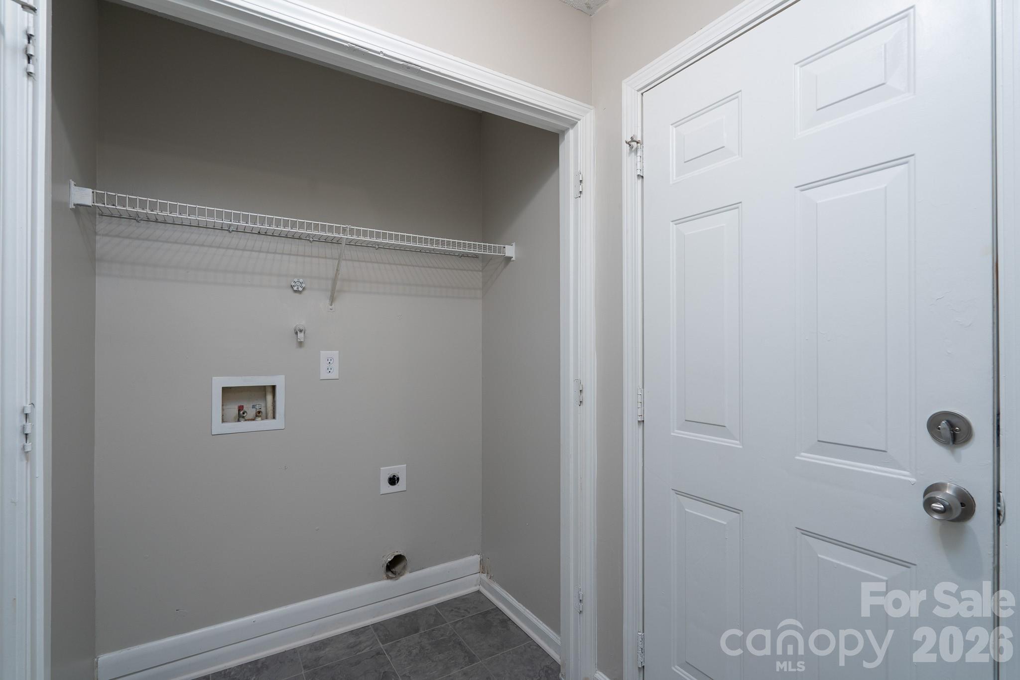8016 Bronze Pike Drive Property Photo 22