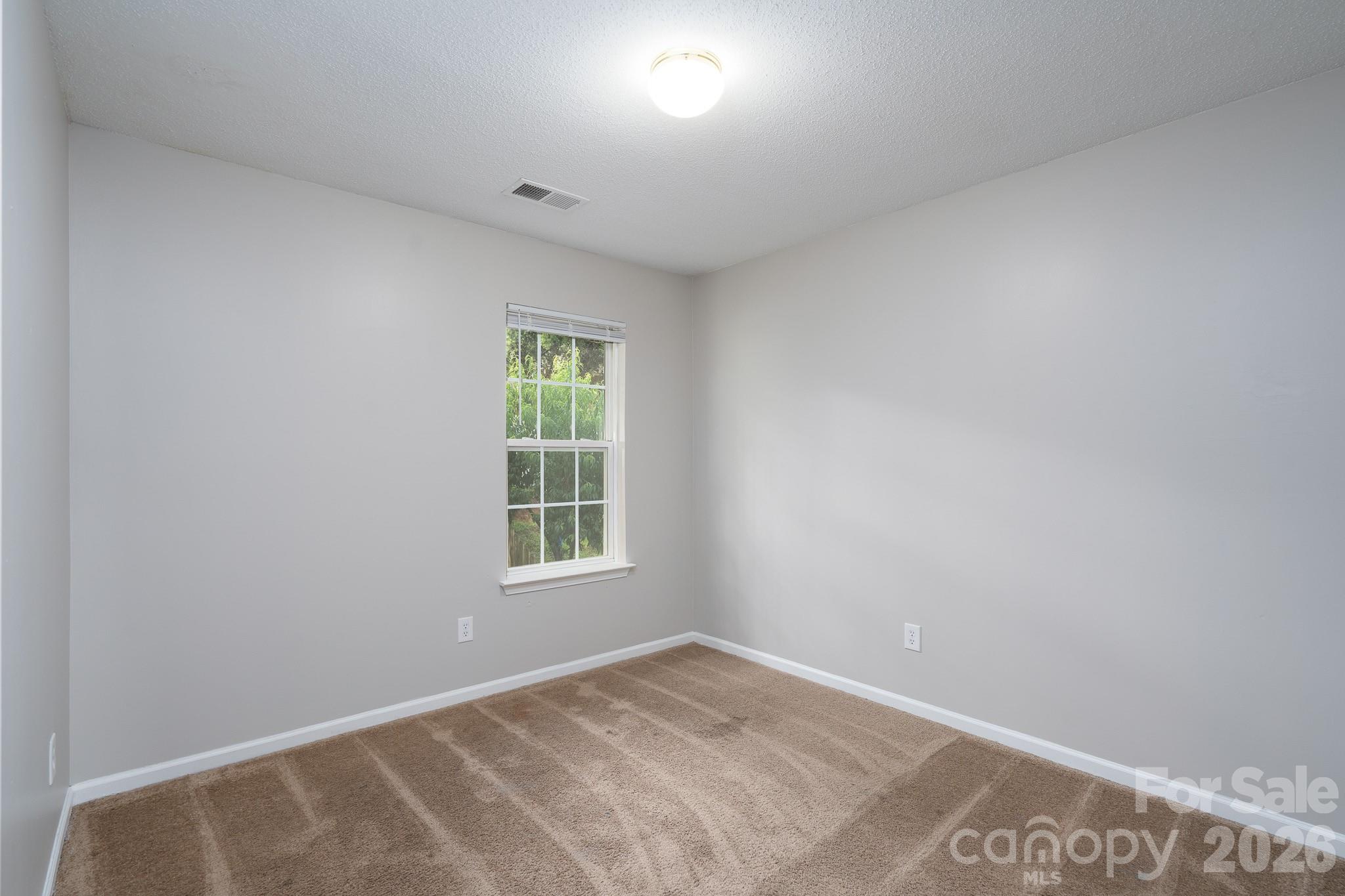 8016 Bronze Pike Drive Property Photo 25