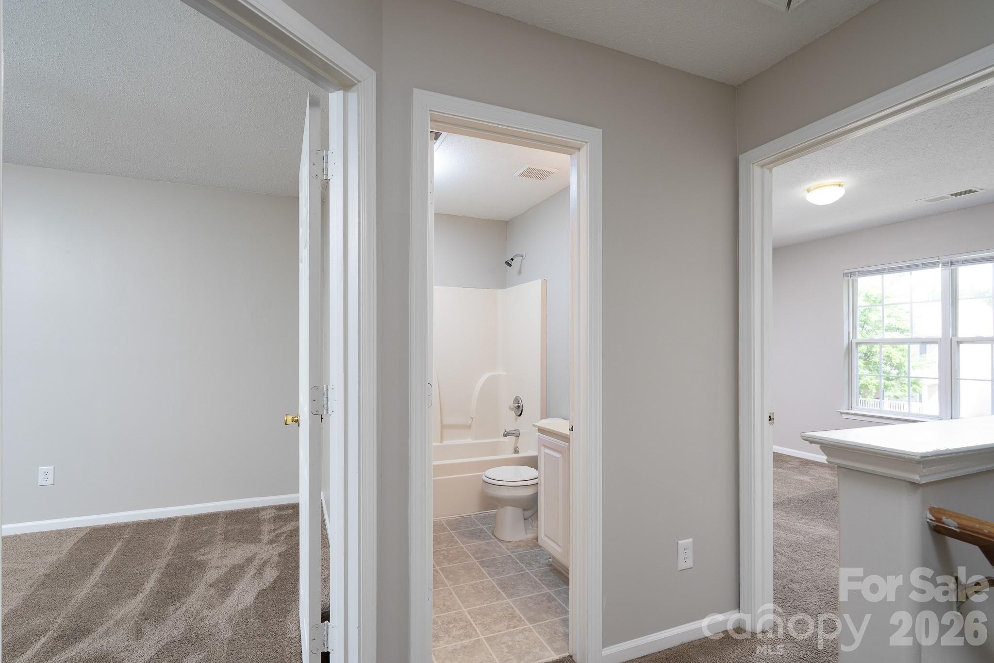 8016 Bronze Pike Drive Property Photo 32