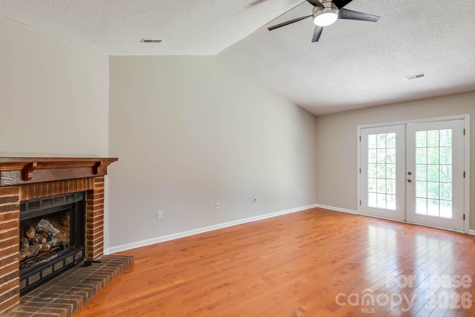 13818 Faversham Court Property Photo 7