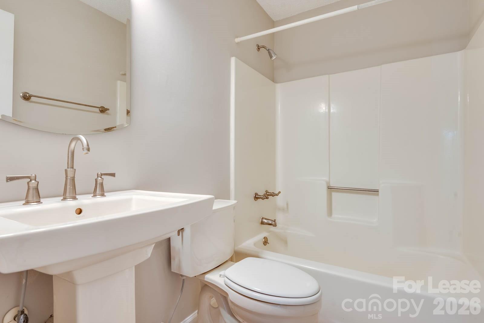 13818 Faversham Court Property Photo 14