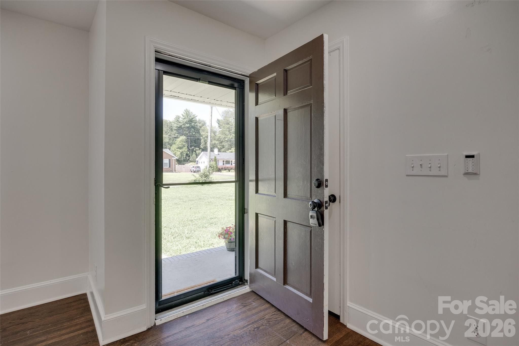 5731 Brookhaven Road Property Photo 2