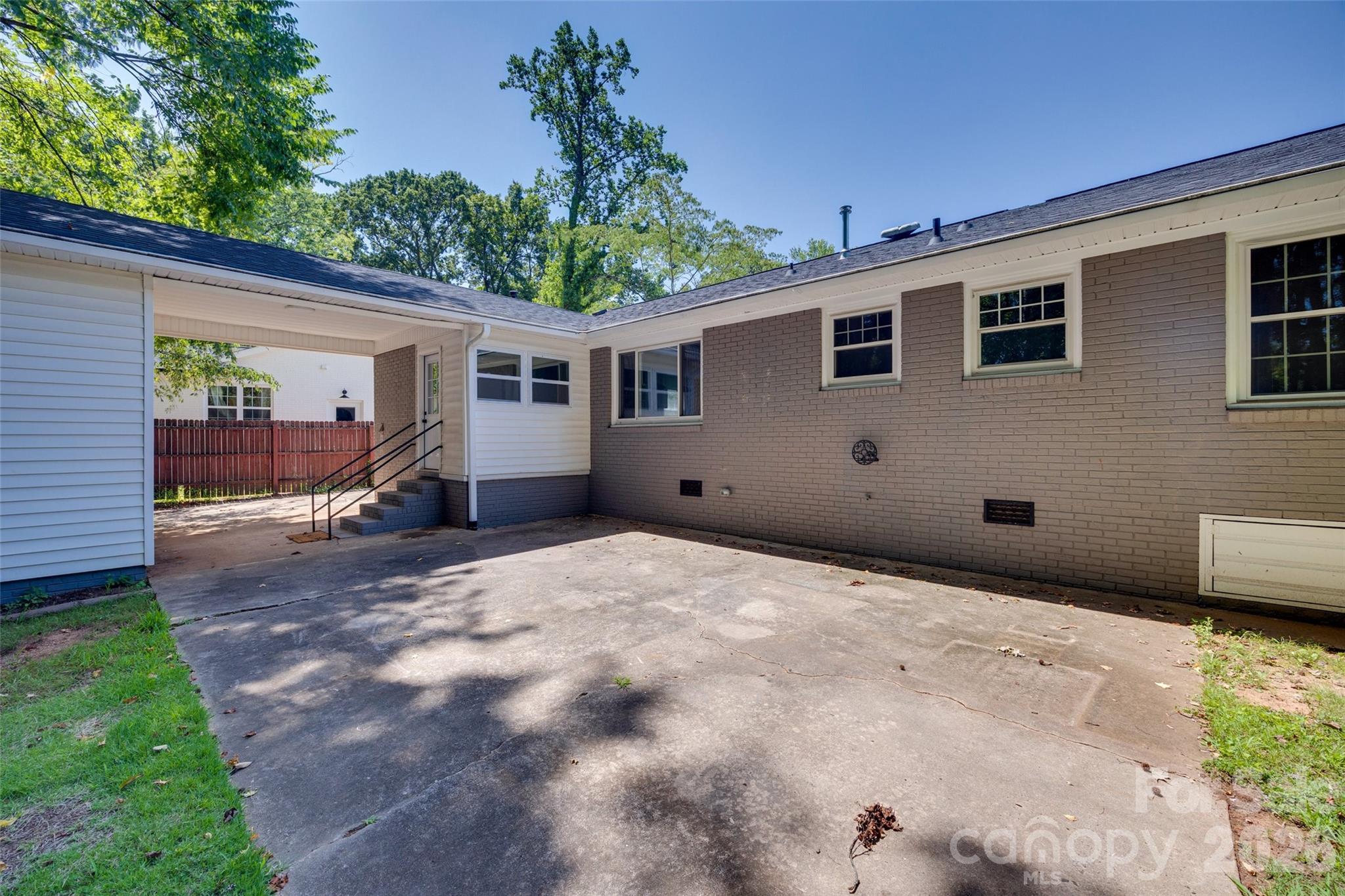 5731 Brookhaven Road Property Photo 28