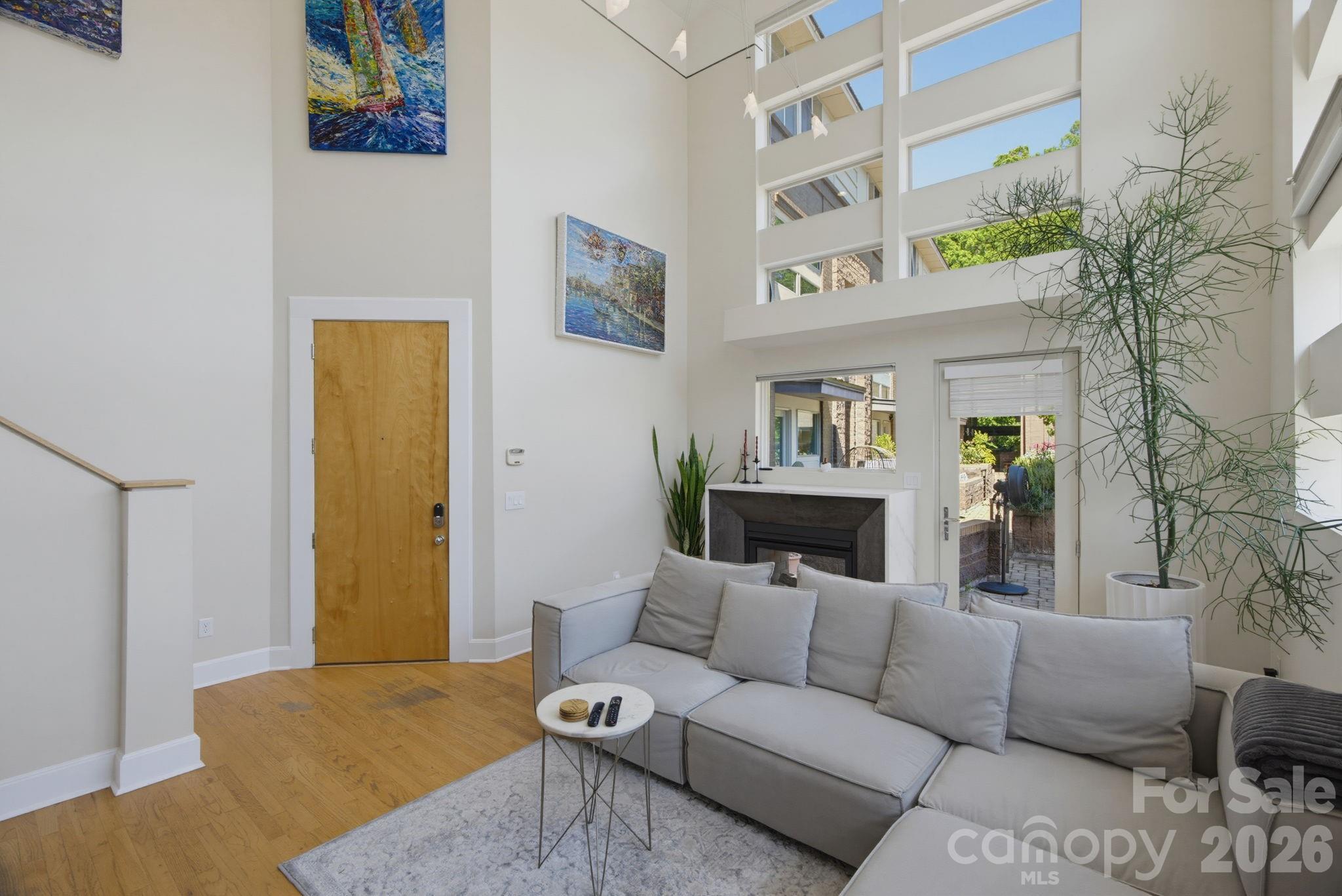 420 Queens Road 10 Property Photo 5