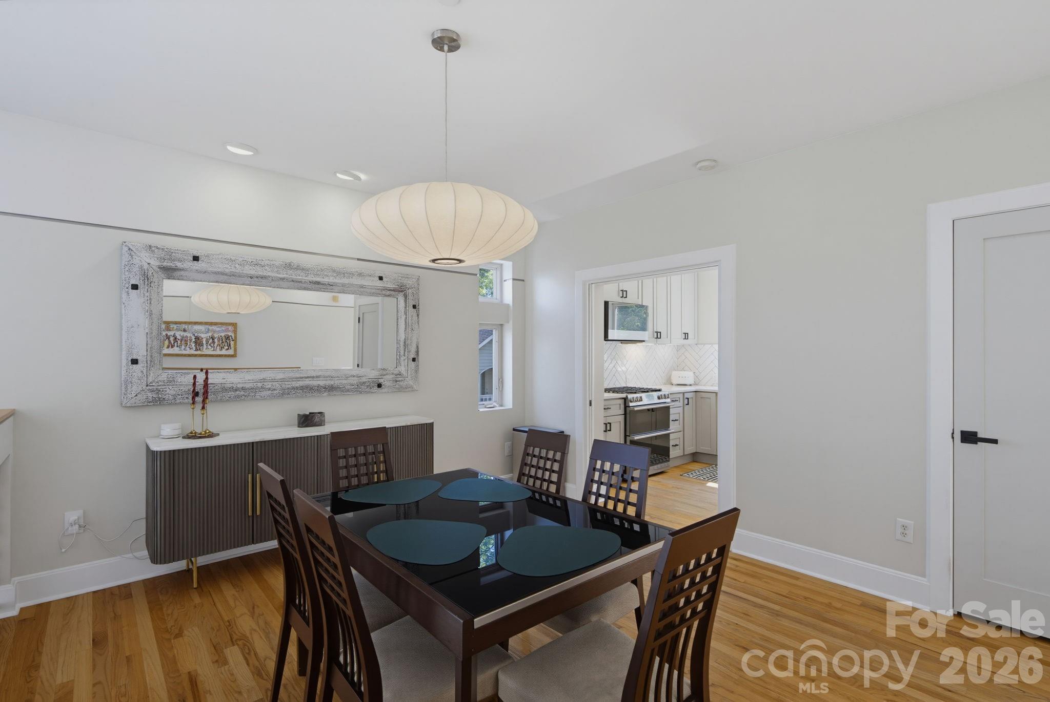 420 Queens Road 10 Property Photo 7