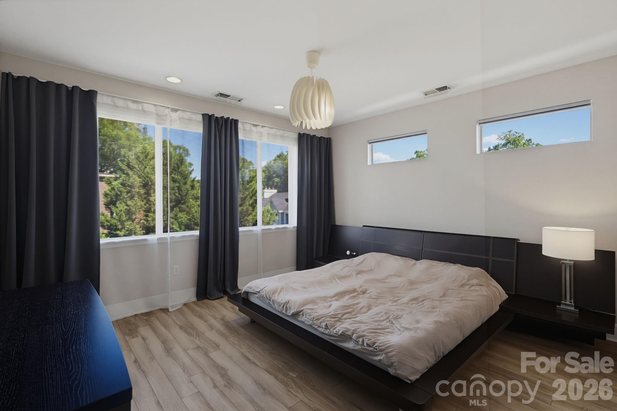 420 Queens Road 10 Property Photo 13