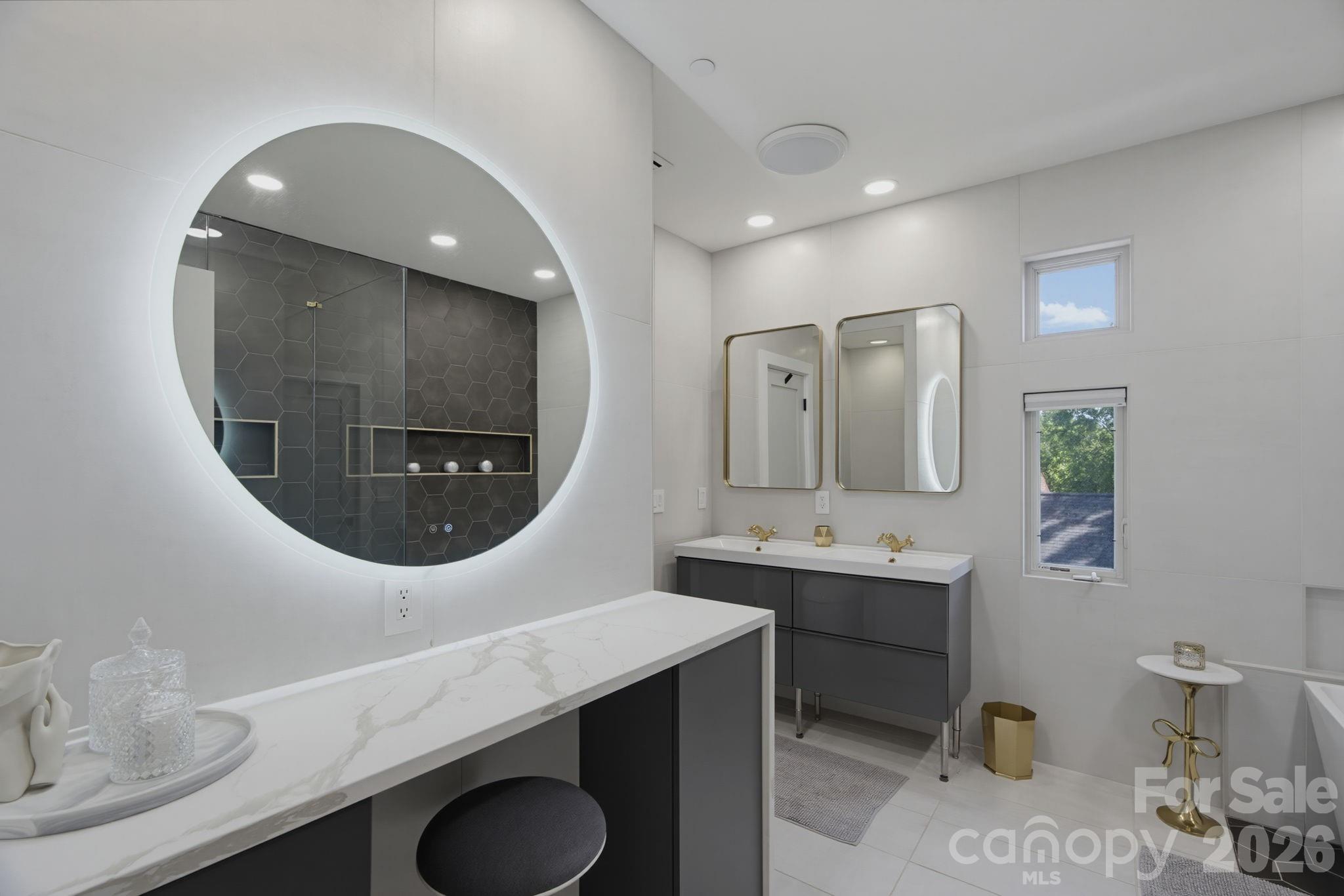 420 Queens Road 10 Property Photo 15