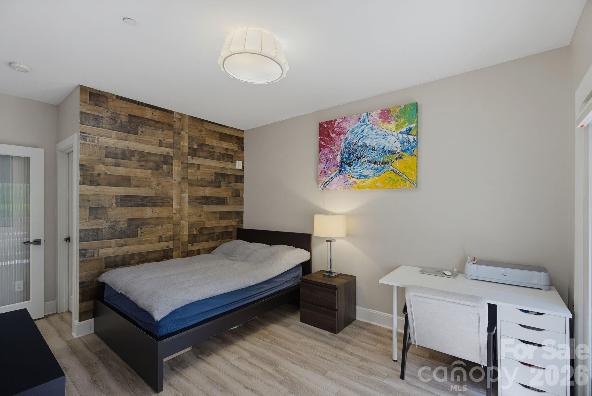 420 Queens Road 10 Property Photo 18