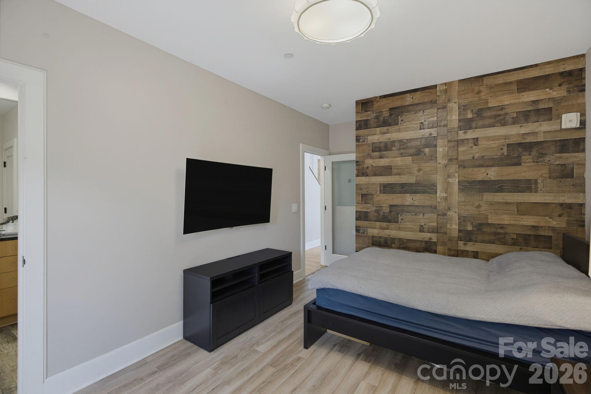 420 Queens Road 10 Property Photo 19