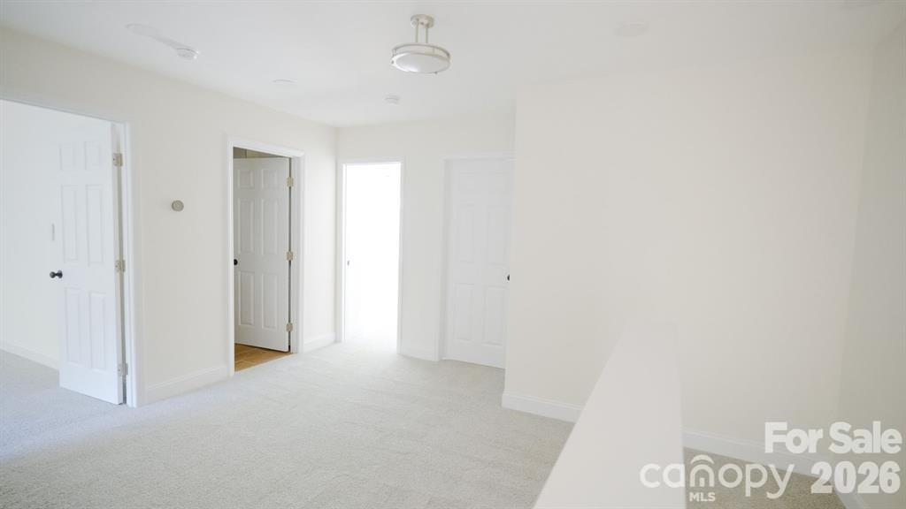 930 Parkland Place Property Photo 11