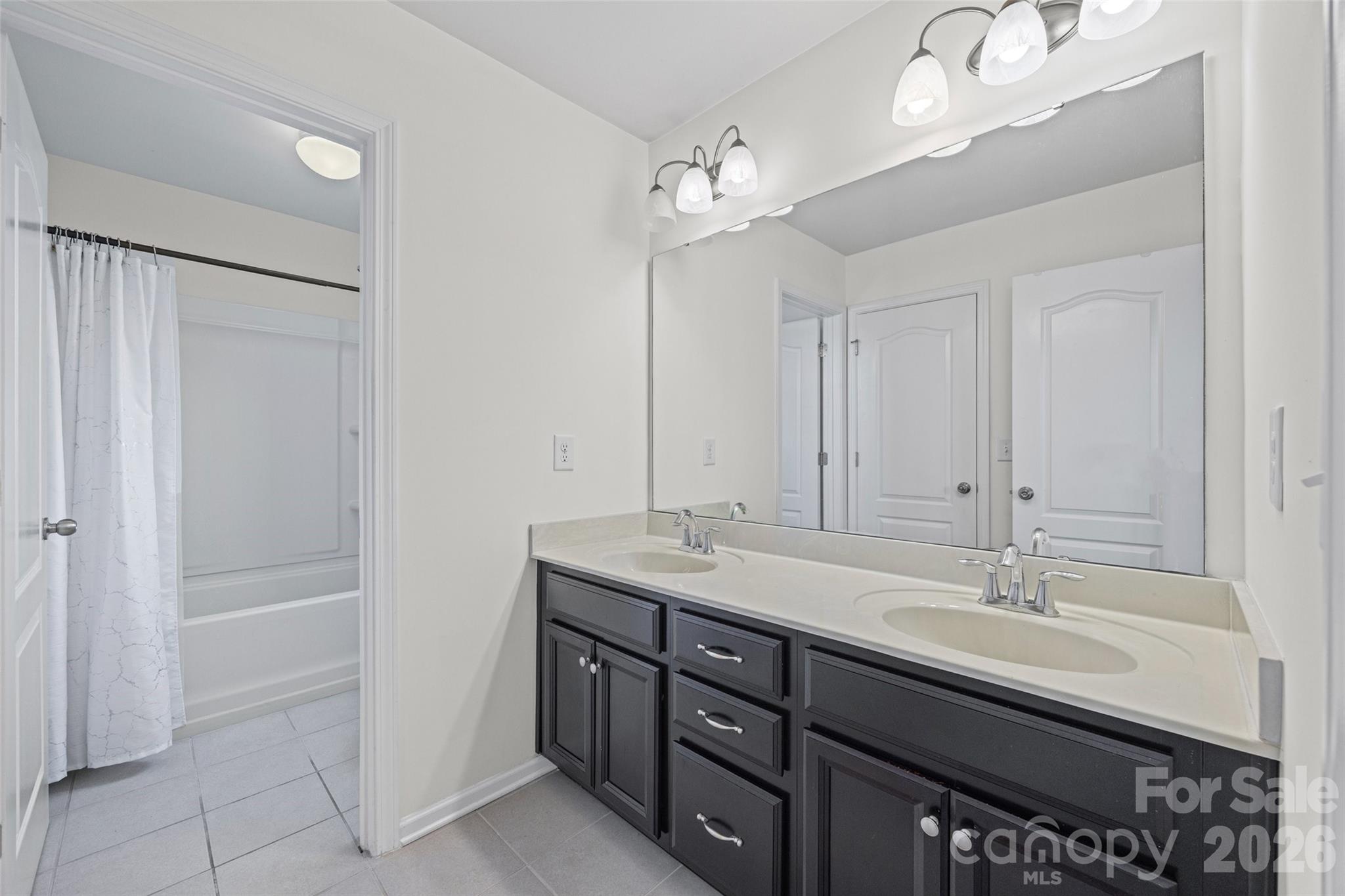 406 Livingston Drive Property Photo 24