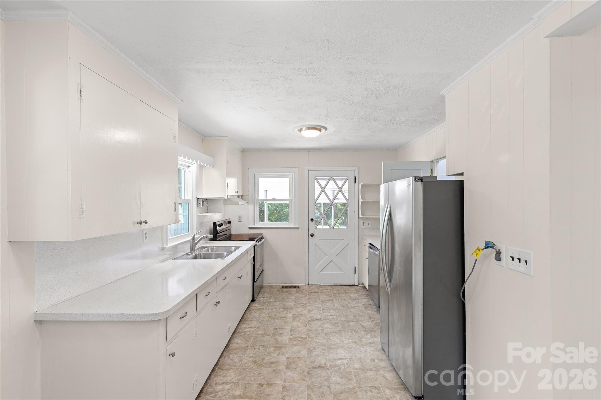 803 N Weldon Street Property Photo 7