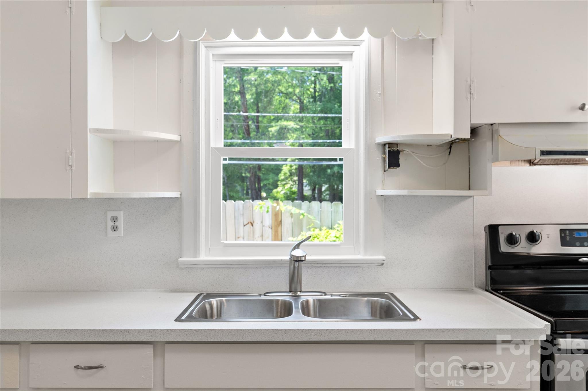 803 N Weldon Street Property Photo 9