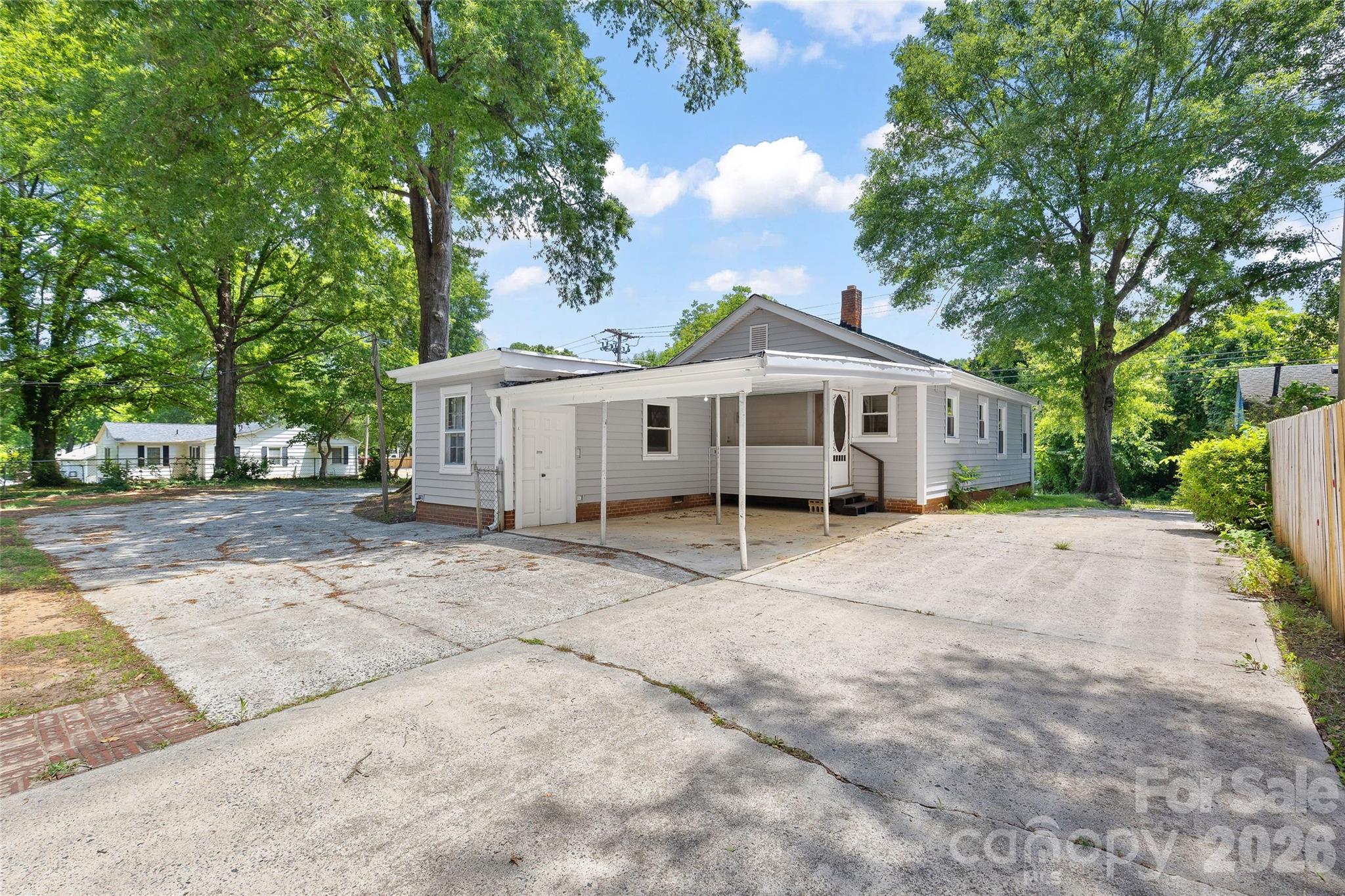 803 N Weldon Street Property Photo 21