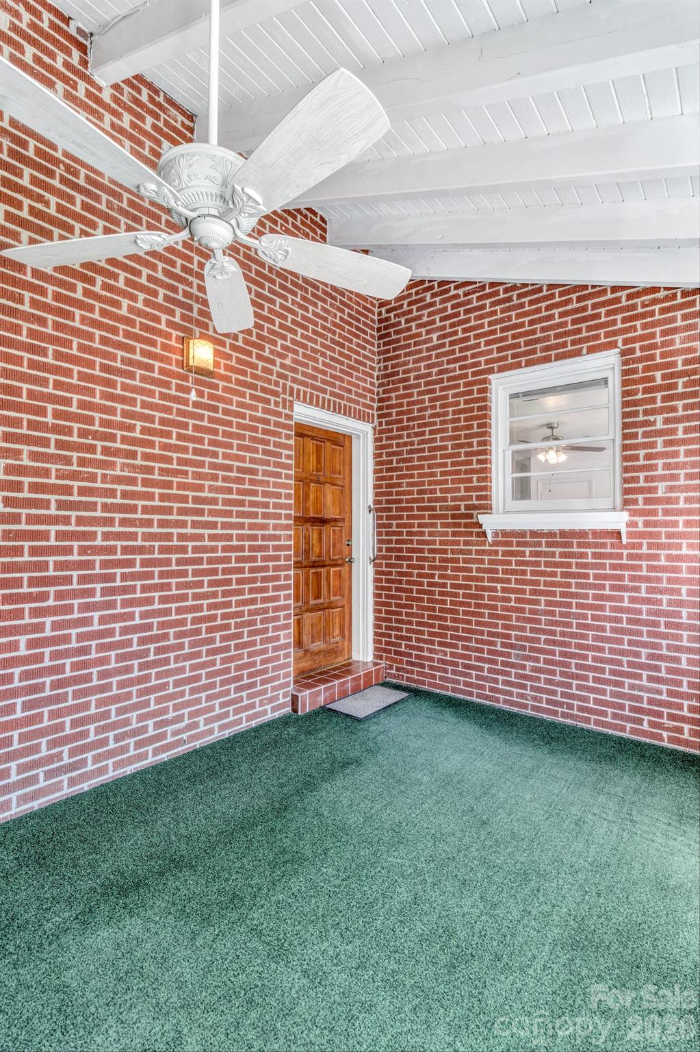 907 W Blue Ridge Road Property Photo 12