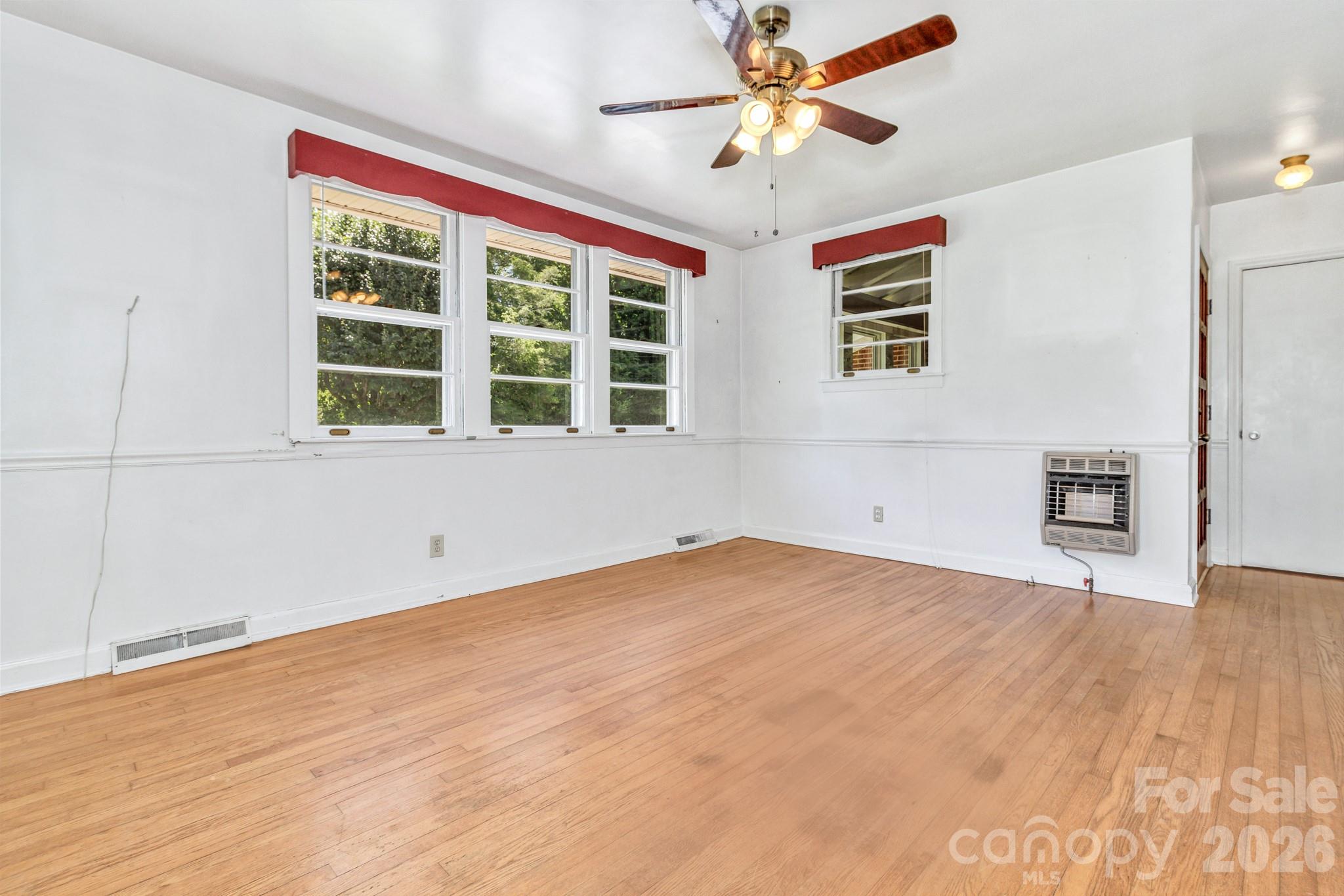907 W Blue Ridge Road Property Photo 14